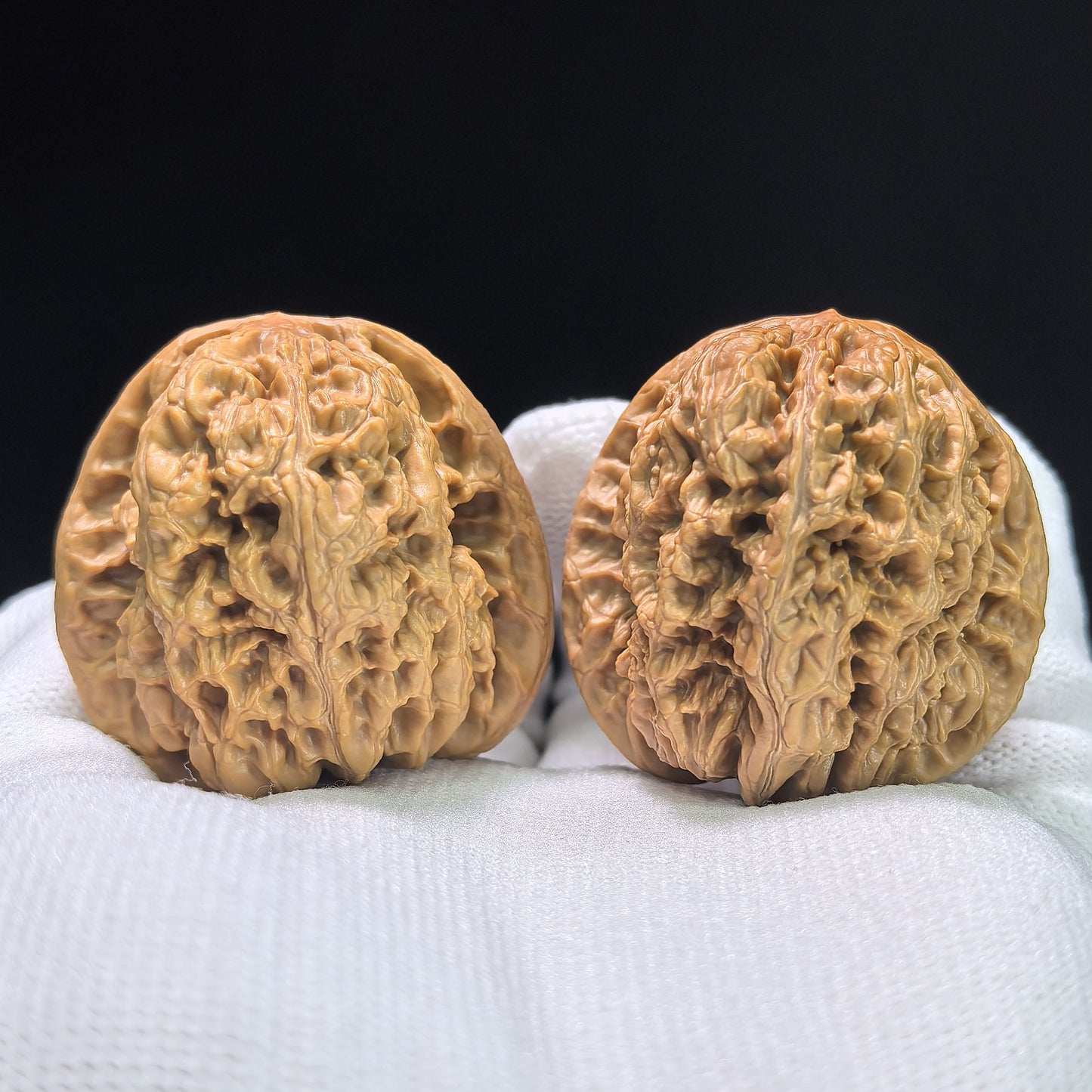 "North China General's Shoulder" Huabei Jiangjunbang Wenwan Walnuts Pair | 40.0mm x 38.0mm | HBJJB-1102