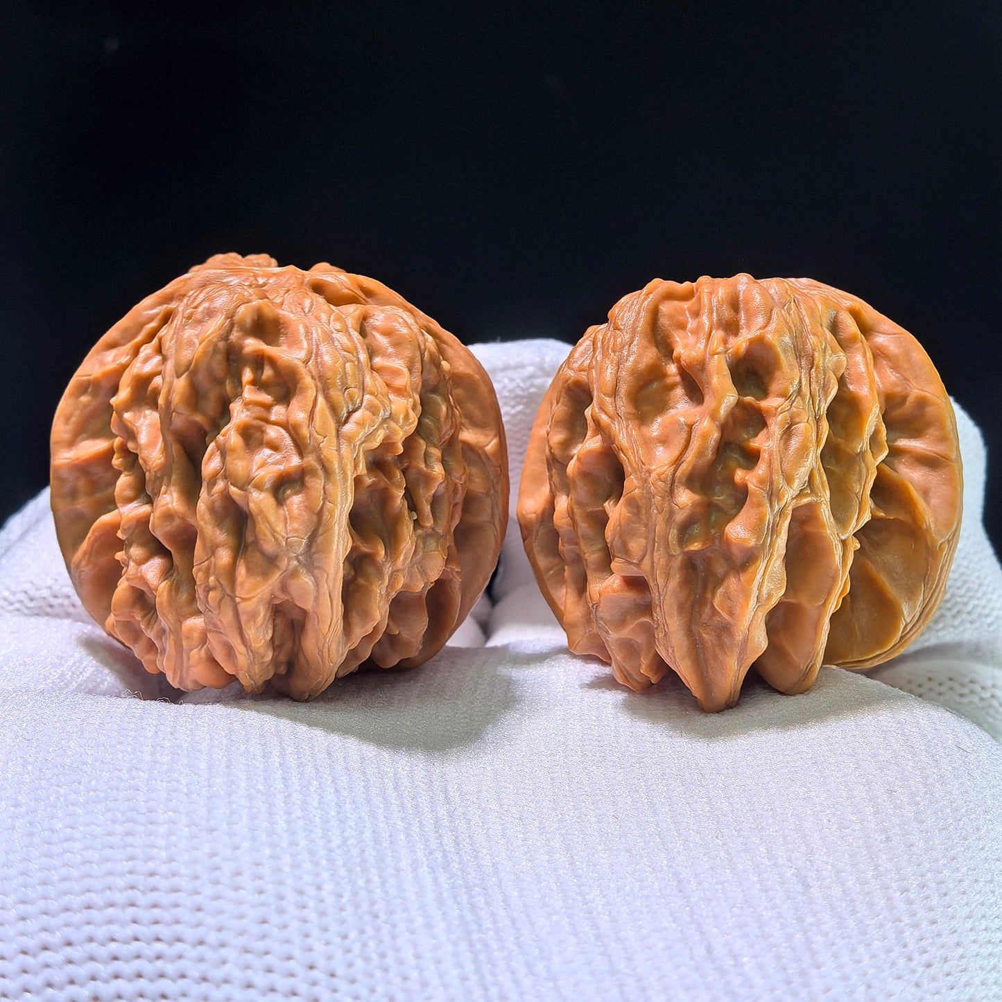 The "Pinggu Cube" (Pinggu Fangkuai) Matched Pair | 43.0mm x 37.0mm | PGFK-1202C