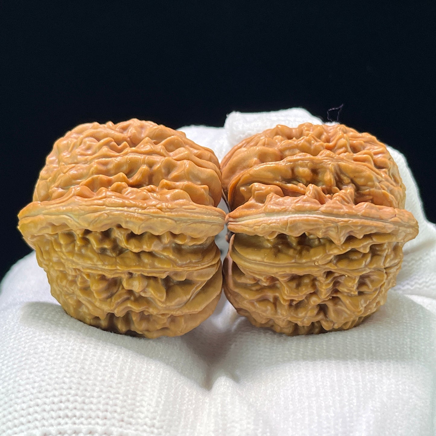 The "Sizuolou" (SZL) Classic Four-Tower Lion Head Pair | 43.0mm x 40.0mm | SZL-808