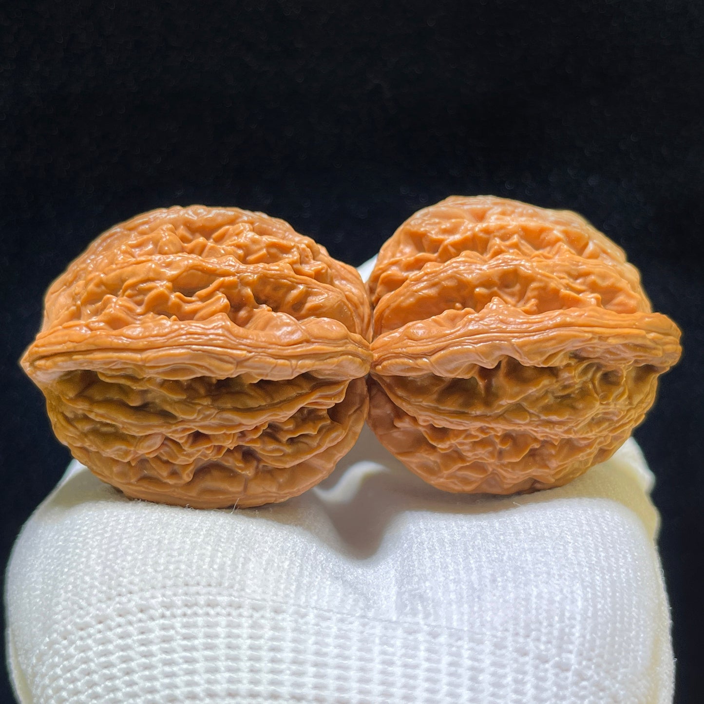 Mai Sui Hu Tou (Wheat Ear Tiger Head) Scholar Walnuts Pair | 41.0mm x 38.0mm | Stock ID: MSHT-1101