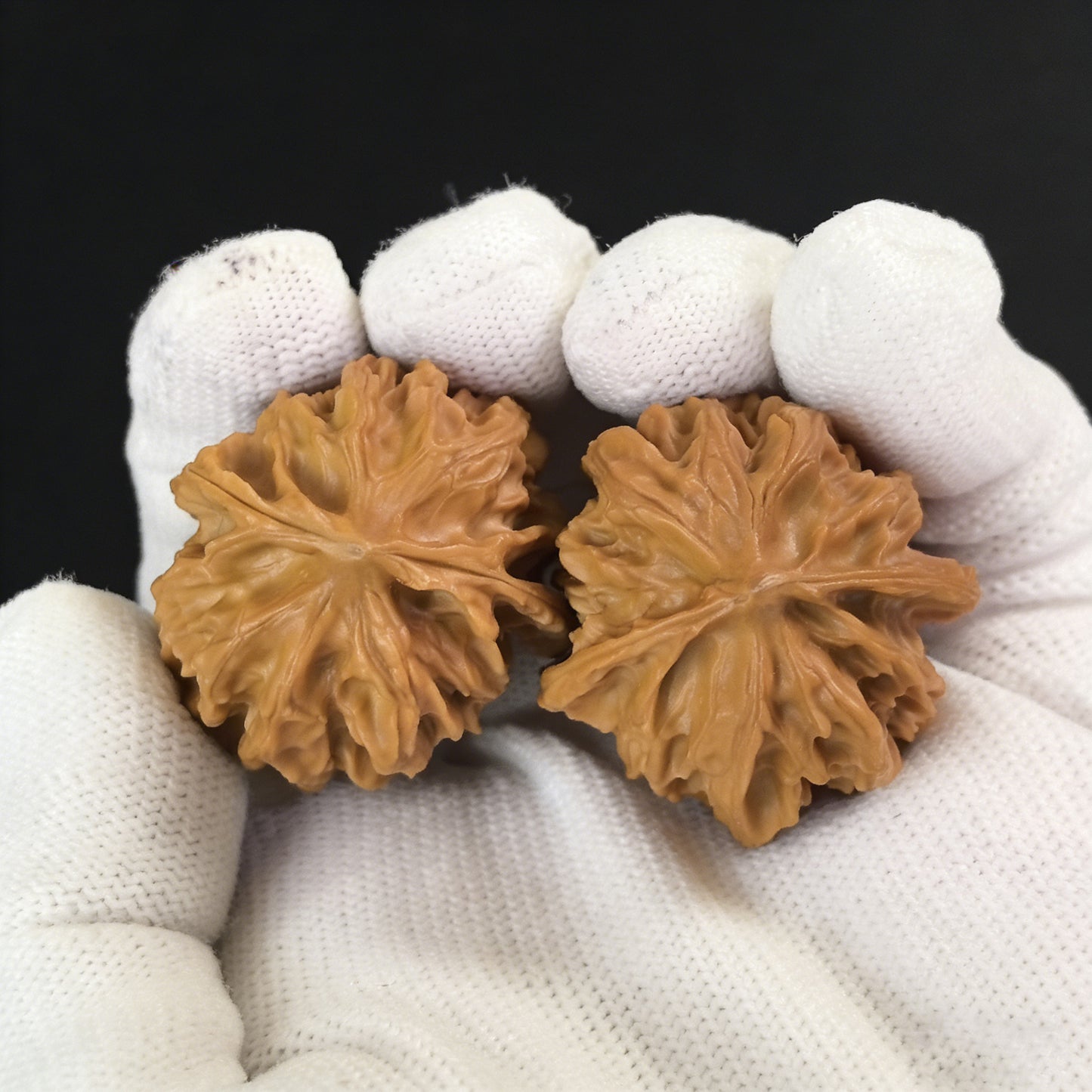 The "Dragon Gate Gorge" (Long Men Jian) Pair | 32.0mm x 32.0mm | LMJ-01