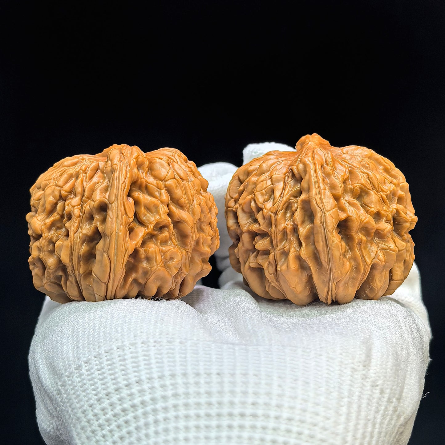 "Huakun Dragon" Hua Kun Long Wenwan Walnuts (Pair) | 48.0mm x 47.0mm | Stock ID: HKL-1505C