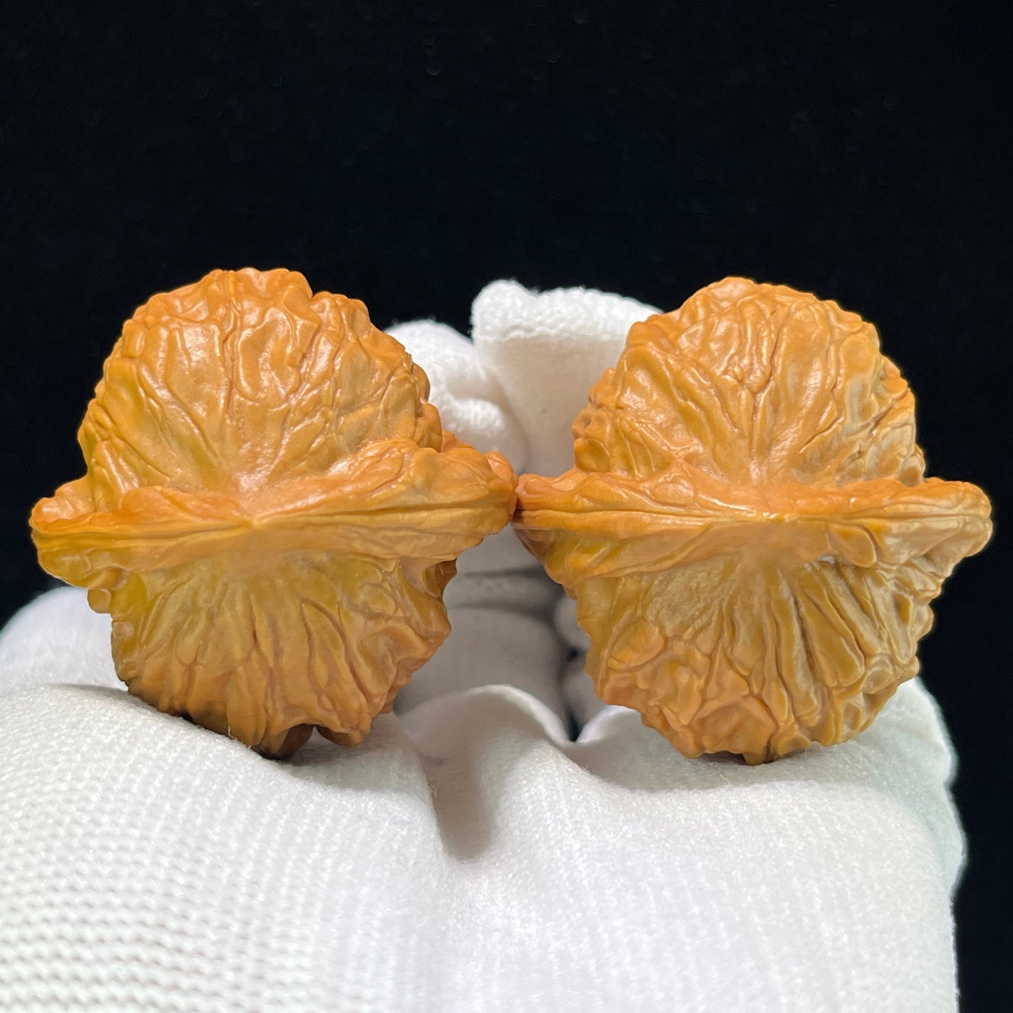 The Exquisite "Tutu" Boutique Selection Wenwan Walnuts | 38.0mm x 38.0mm | TT-1002
