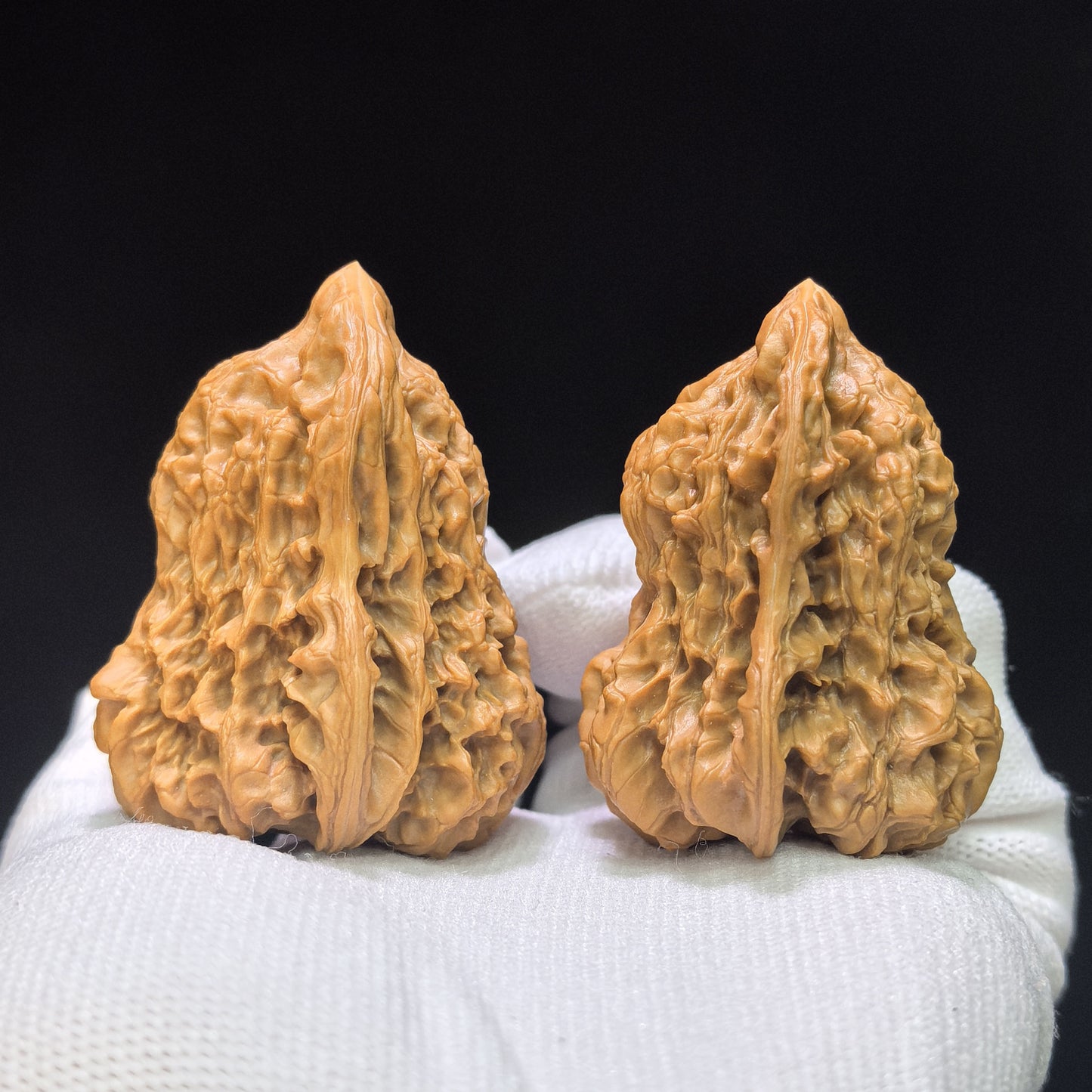 Gourd of Fortune and Prosperity" (Fulu Hulu) Scholar Walnuts Pair | 38.0mm x 39.0mm | Elite Biomorphic Silhouette | Singularities Grade Masterpiece | Stock ID: FLHL-02