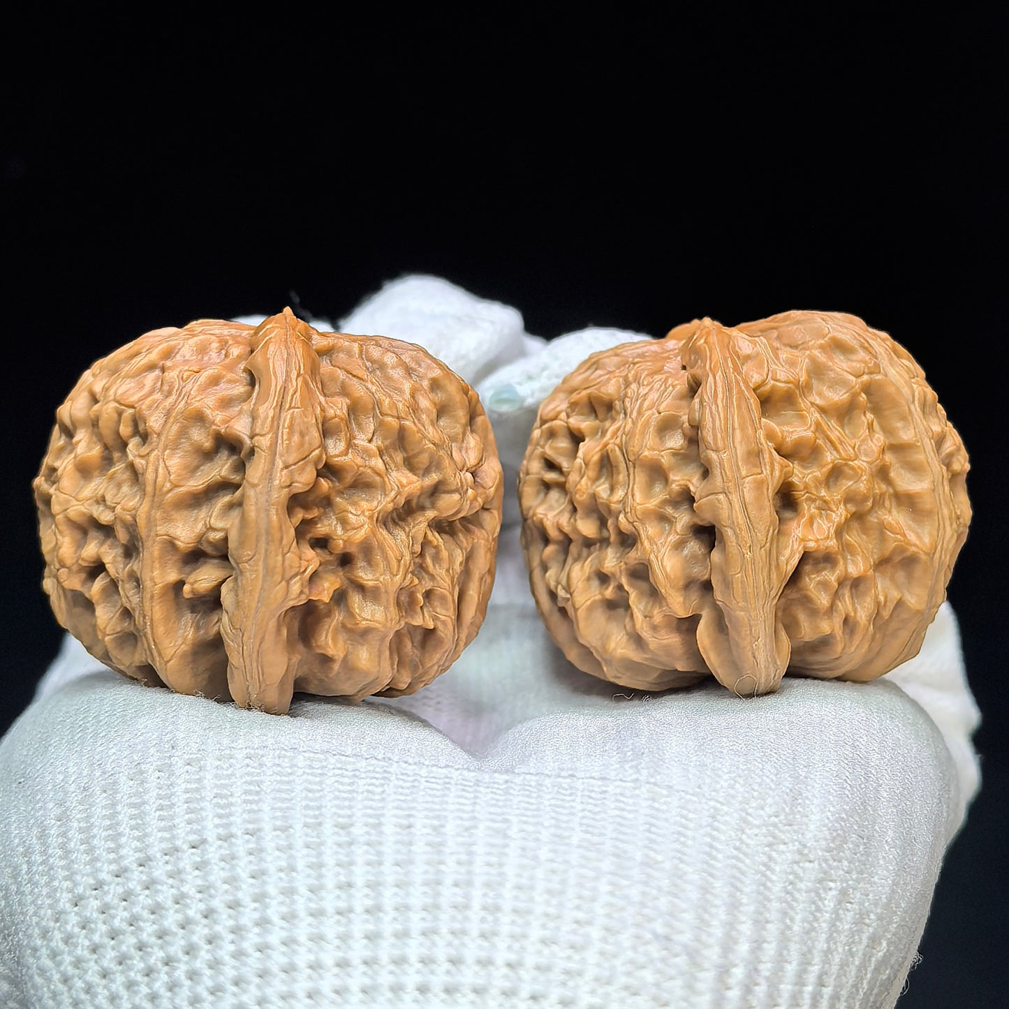 "Spherical White Lion" Qiuxing Baishizi Low-Profile Wenwan Walnuts Pair | 41.0mm x 41.0mm | QXBSJ-1502C