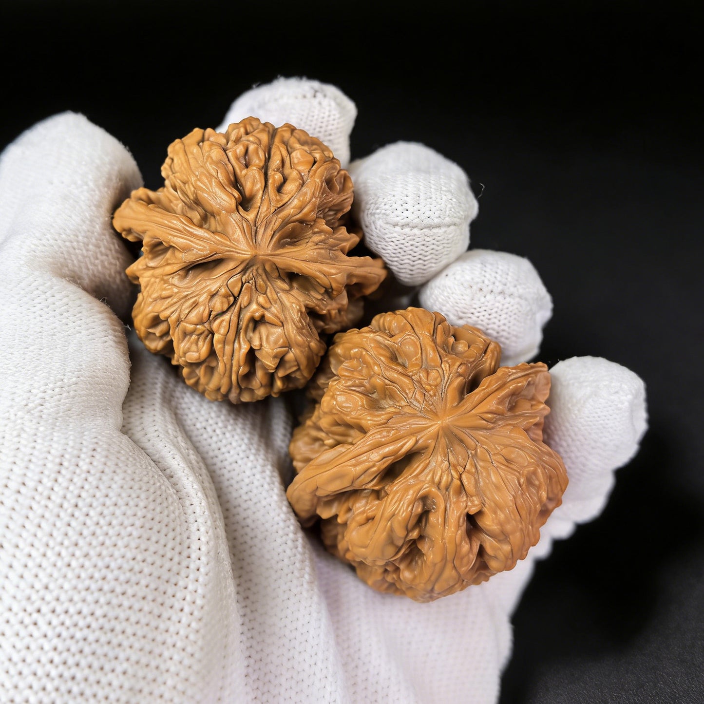 The "General's Shoulders" (Hua Bei Jiang Jun Pang) Pair | 39.0mm x 38.0mm | HBZJB-01