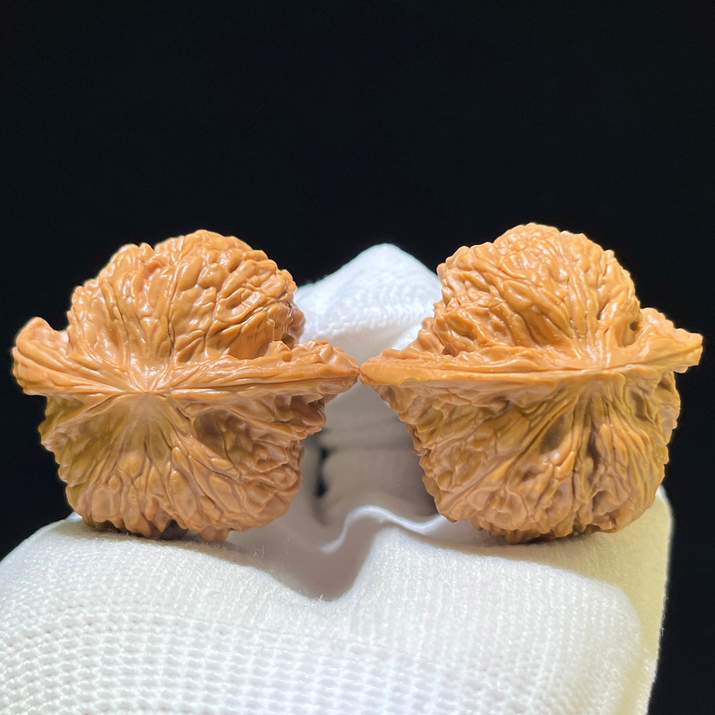 "Wild Millstone" Ye Mopan Wenwan Walnuts (Pair) | 40.0mm x 36.0mm | Stock ID: MP-1115