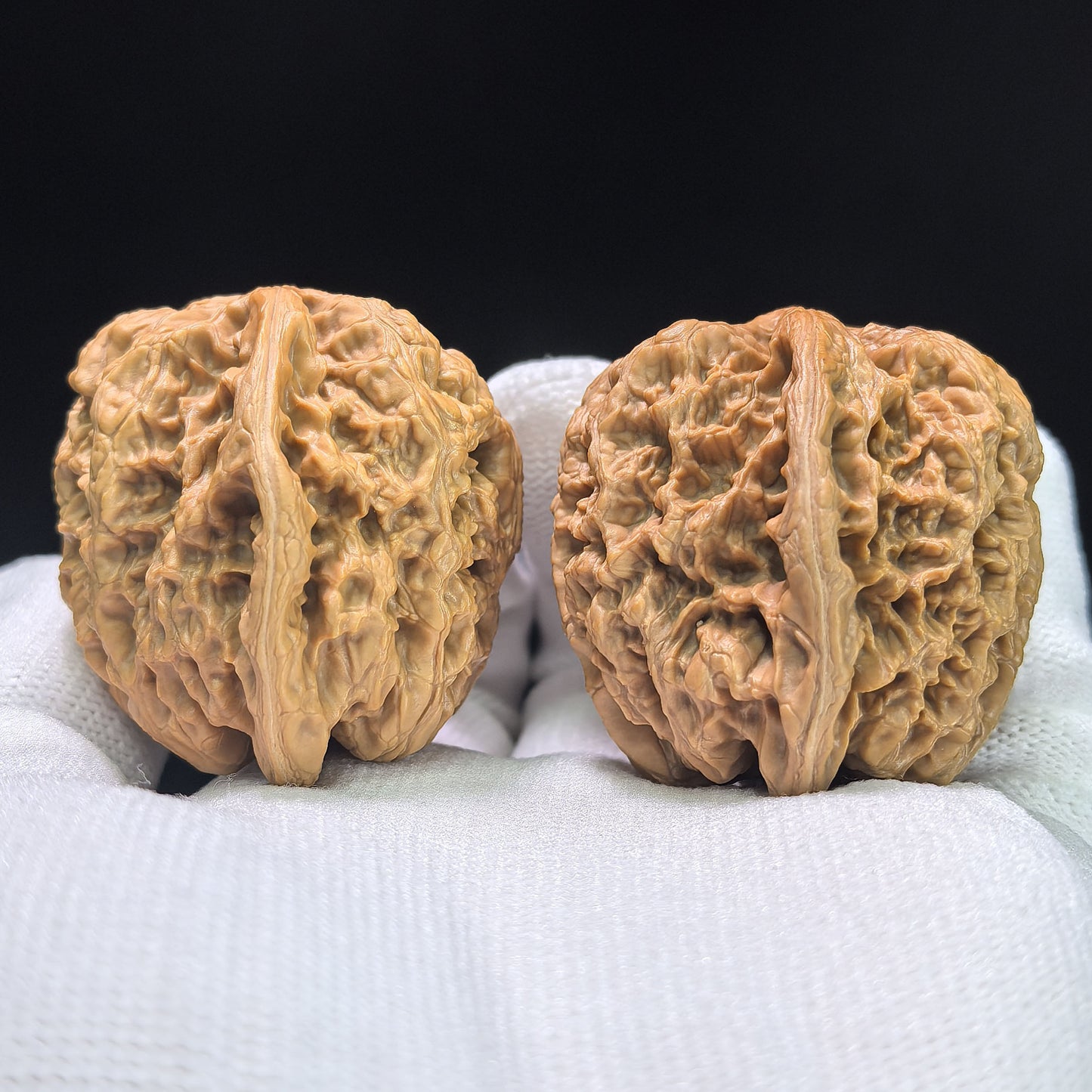 "North China General's Shoulder" Huabei Jiangjunbang Wenwan Walnuts Pair | 40.0mm x 38.0mm | HBJJB-1102