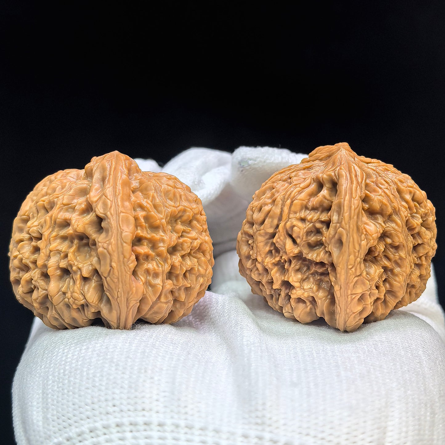 "Spherical Nanjiangshi Lionhead" Qiuxing Nanjiangshi NJS-1502C Low-Profile Wenwan Walnuts Pair | 41.0mm x 41.0mm | NJS-1502C