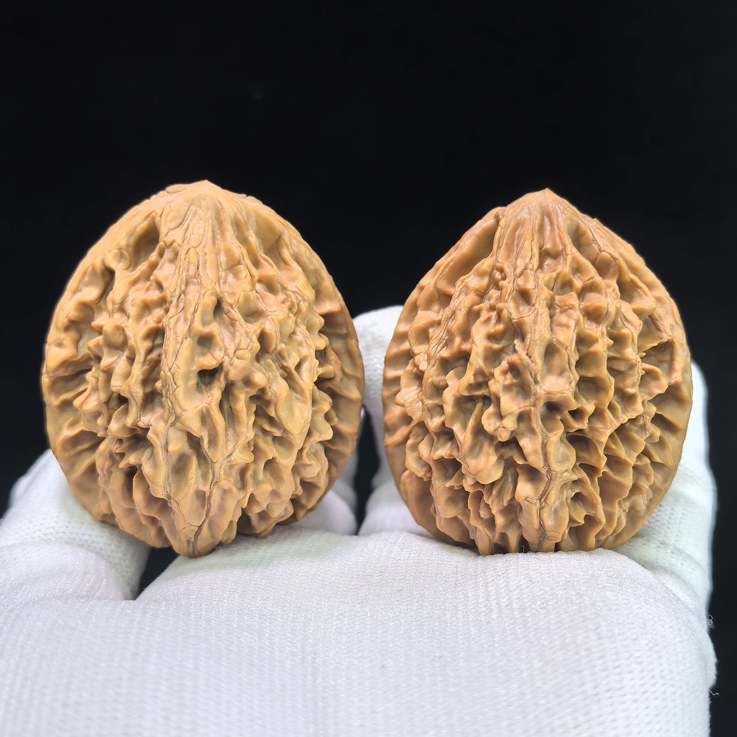 "Wealth Mouse" Zhaocaishu Wenwan Walnuts (Pair) | 44.0mm x 41.0mm | Stock ID: ZCS-1403