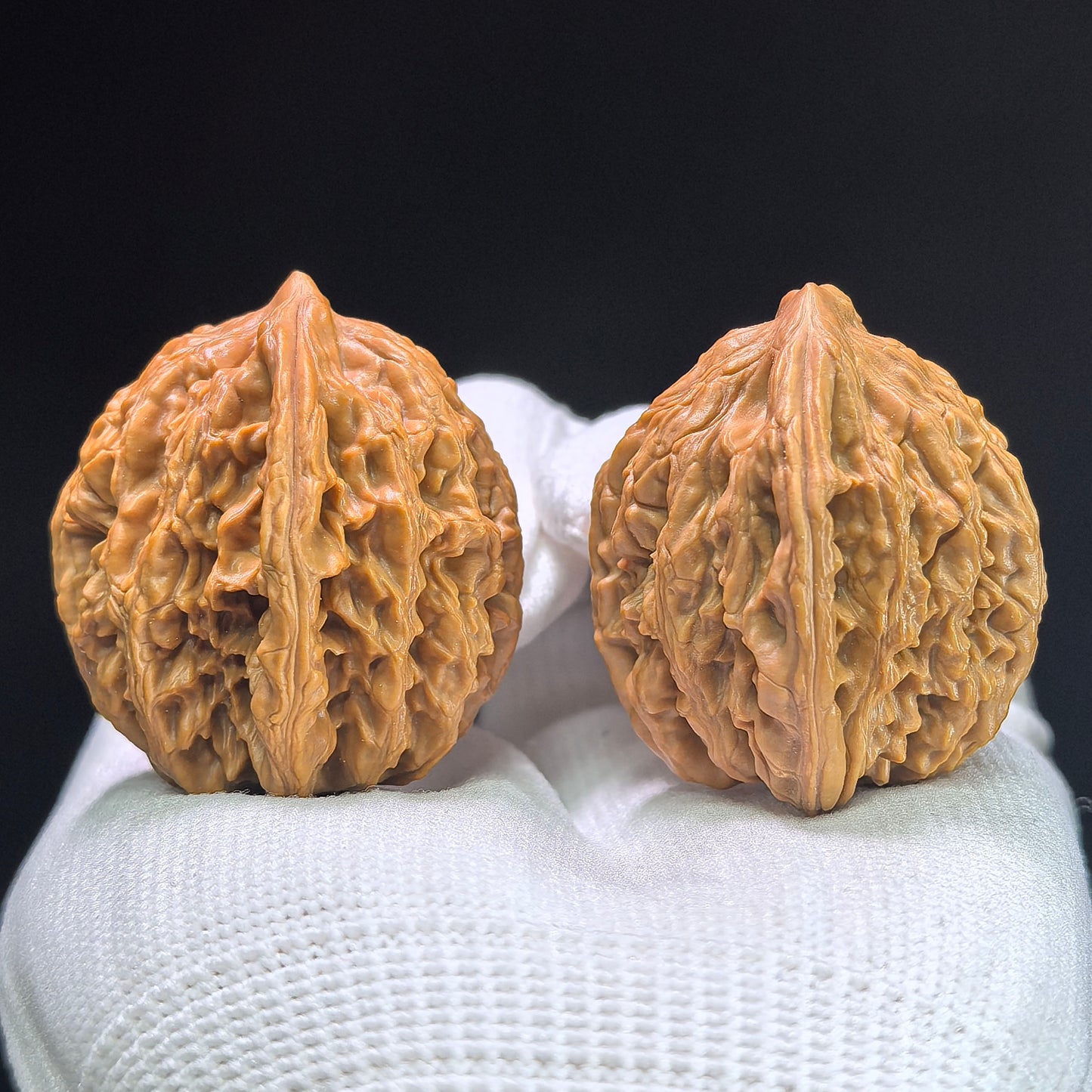 "Wheat Ear Tigerhead" Maisui Hutou MSHT-1403 Low-Profile Wenwan Walnuts Pair | 36.0mm x 35.0mm | MSHT-1403