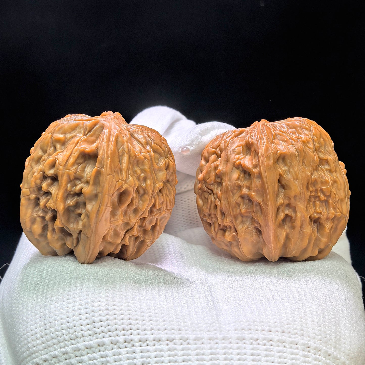"Wild Pebble Millstone" Ye Sheng Shizi Mopan Wenwan Walnuts (Pair) | 34.0mm x 35.0mm | Stock ID: SZMP-1401