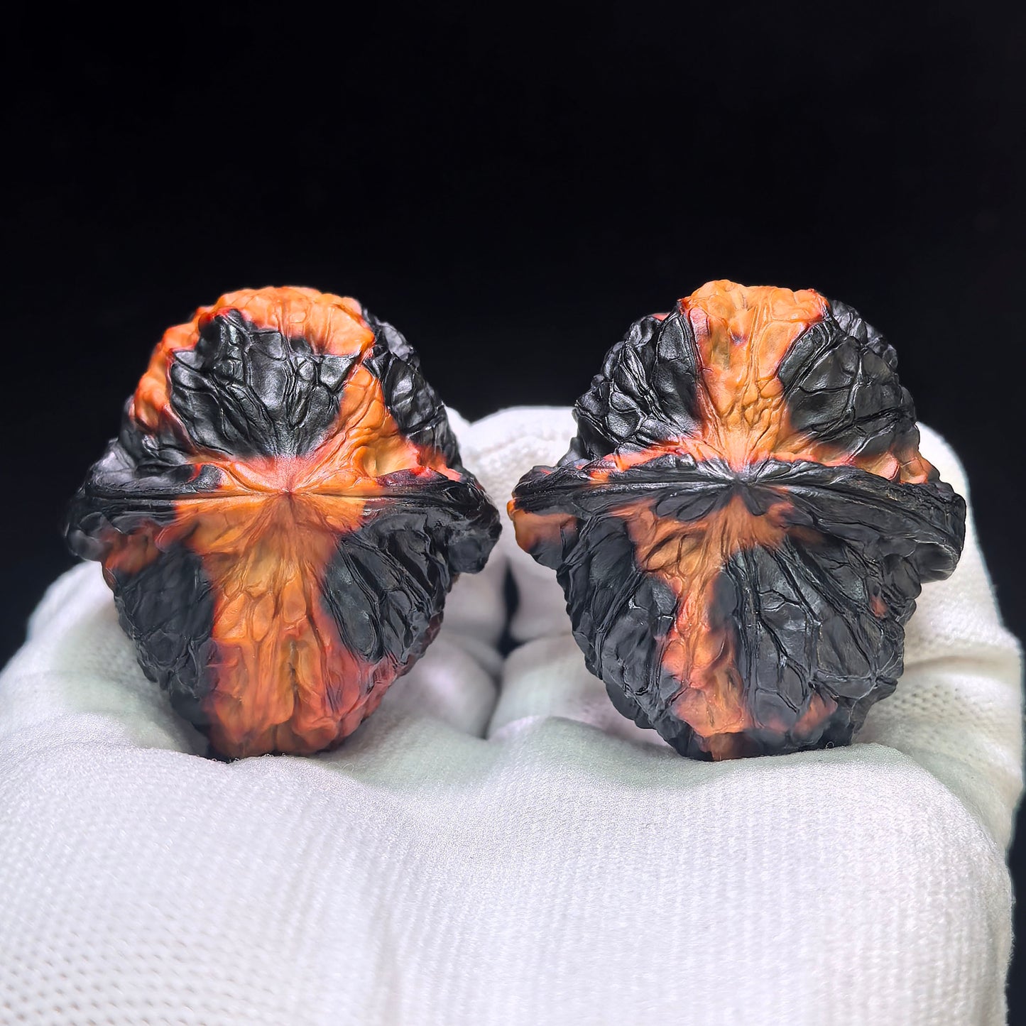 "Earth-Muffled Pumpkin Pier" (Di Men Gua Dun) Scholar Walnuts | Inlaid Rotatable Dragon Head Navels | 41.0mm x 45.0mm | High-Contrast Dual-Tone Masterpiece | Stock ID: DMLGD-101SY