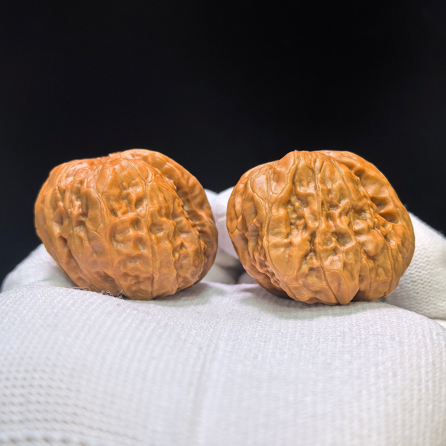 "Miniature Crystal Frog Hawk-Beak Smooth-Sailing" (Xiu Zhen Shui Jing Wa Ying Zui Yi Fan) Scholar Walnuts | Ultra-Rare 35.0mm x 35.0mm Isometric Profile | Singularities Grade Masterpiece | Stock ID: SJWYZYF-CG201E