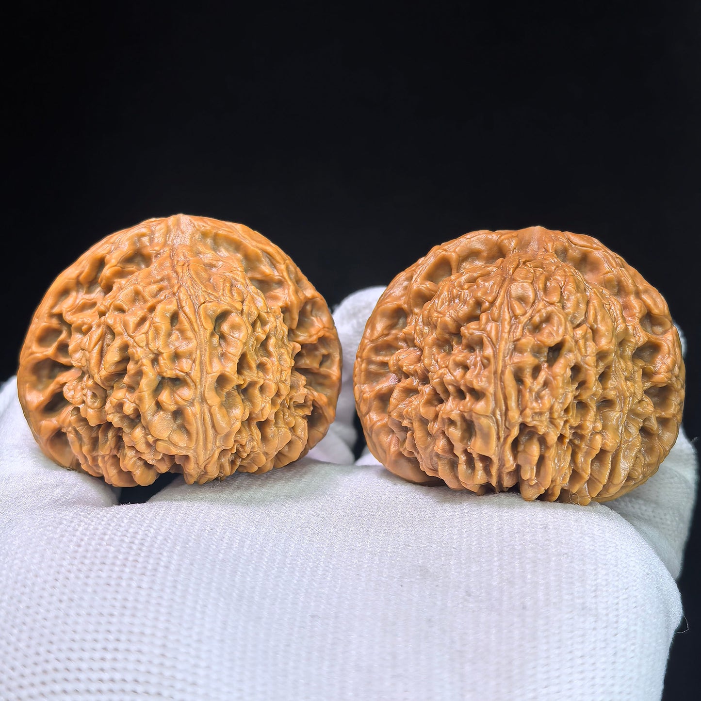 Nanjiangshi Scholar Walnuts "Spherical Heart" Variant | Premium Select 46.0mm x 43.0mm | Stock ID: NJS-1303C
