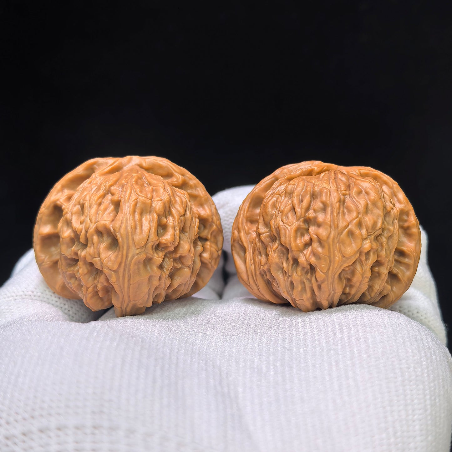"Recessed Apex Spherical White Lion" Menjian Qiuxing Baishizi Low-Profile Wenwan Walnuts Pair | 39.0mm x 39.0mm | BSJ-1505C