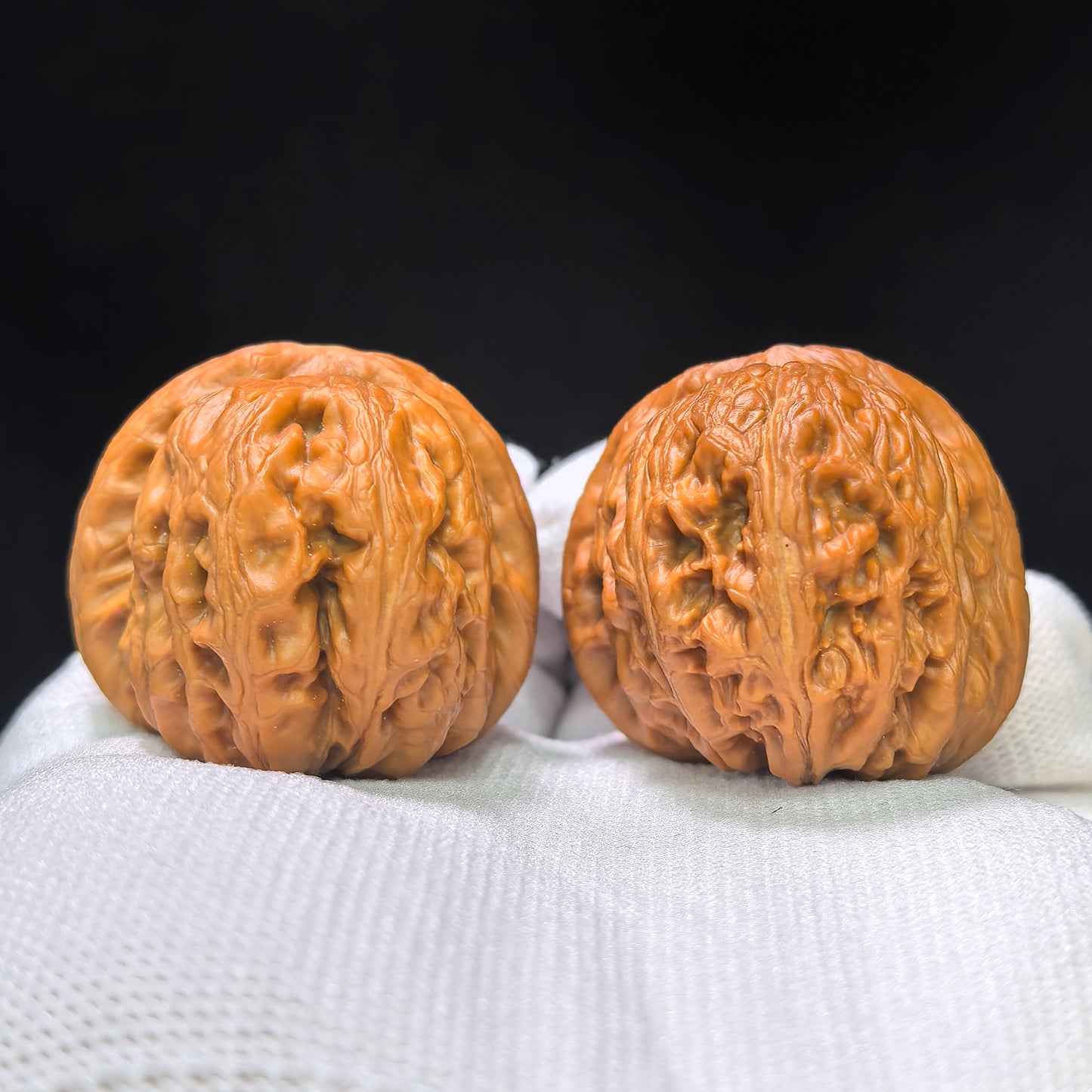"Pinggu Ingot" Pinggu Yuanbao PGYB-1501C Low-Profile Wenwan Walnuts Pair | 37.0mm x 40.0mm | PGYB-1501C