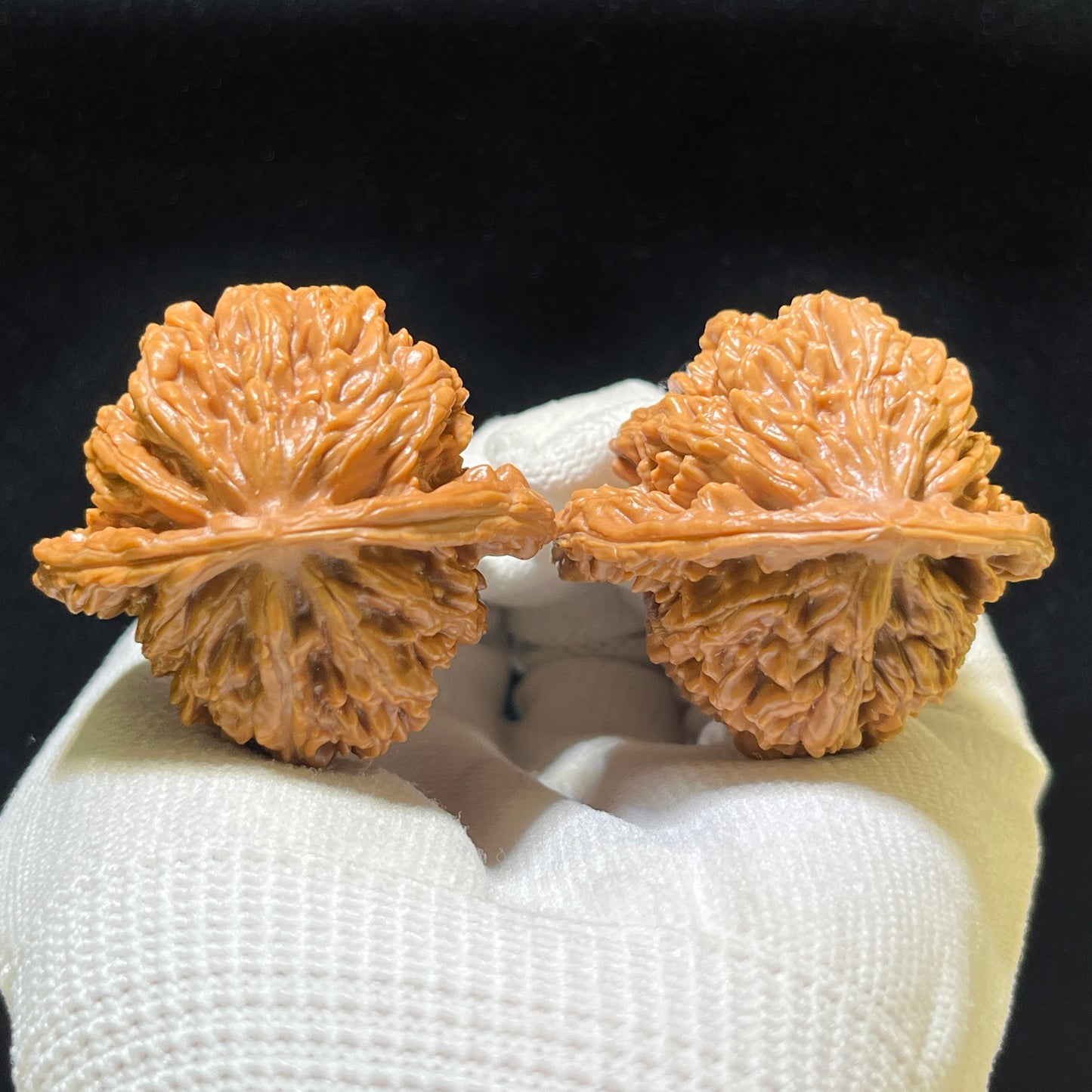 "Four-Story Tower" Sizuolou Wenwan Walnuts (Pair) | 42.0mm x 38.0mm | Stock ID: SZL-1109