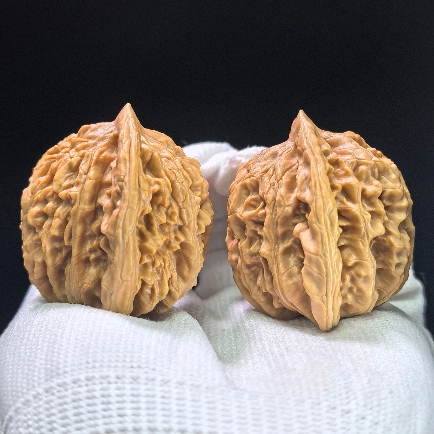 "Peach Heart" Xiayunling Wenwan Walnuts Pair | 41.0mm x 38.0mm | XYL-1406