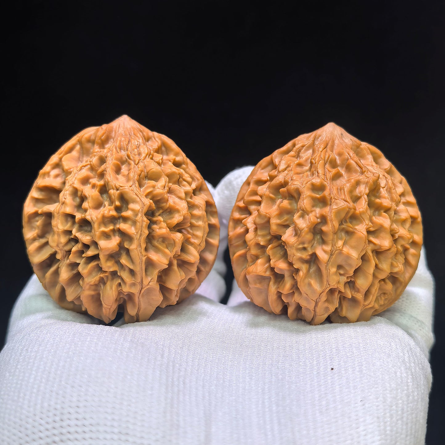 "Nine-Story Demon Tower" Jiuceng Yaota Wenwan Walnuts Pair | 46.0mm x 45.0mm | JCYT-1551C
