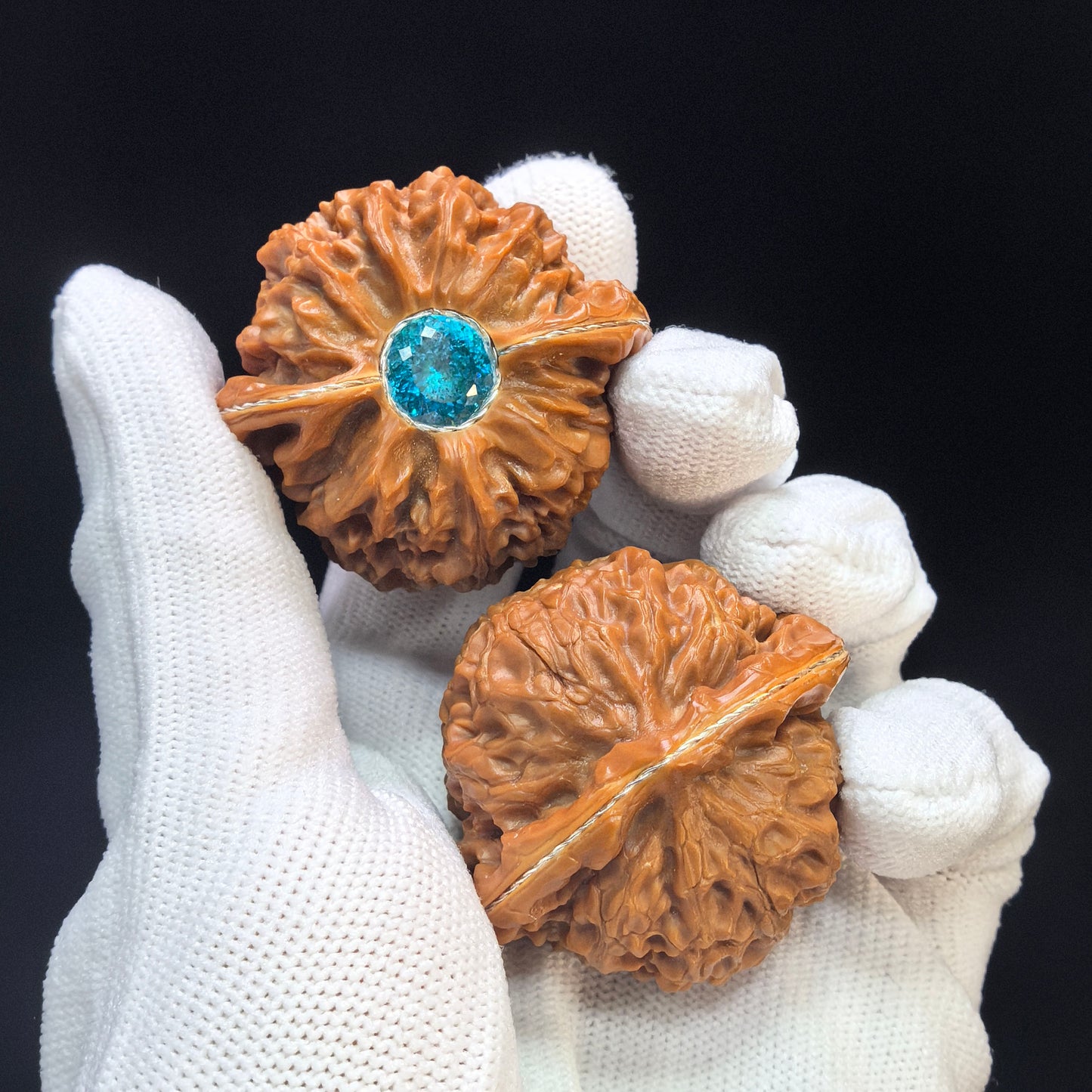 "Palace Lantern Inlaid" Gongdeng Xiangqian Wenwan Walnuts Pair | 43.0mm x 39.0mm | GDXQ-101SY