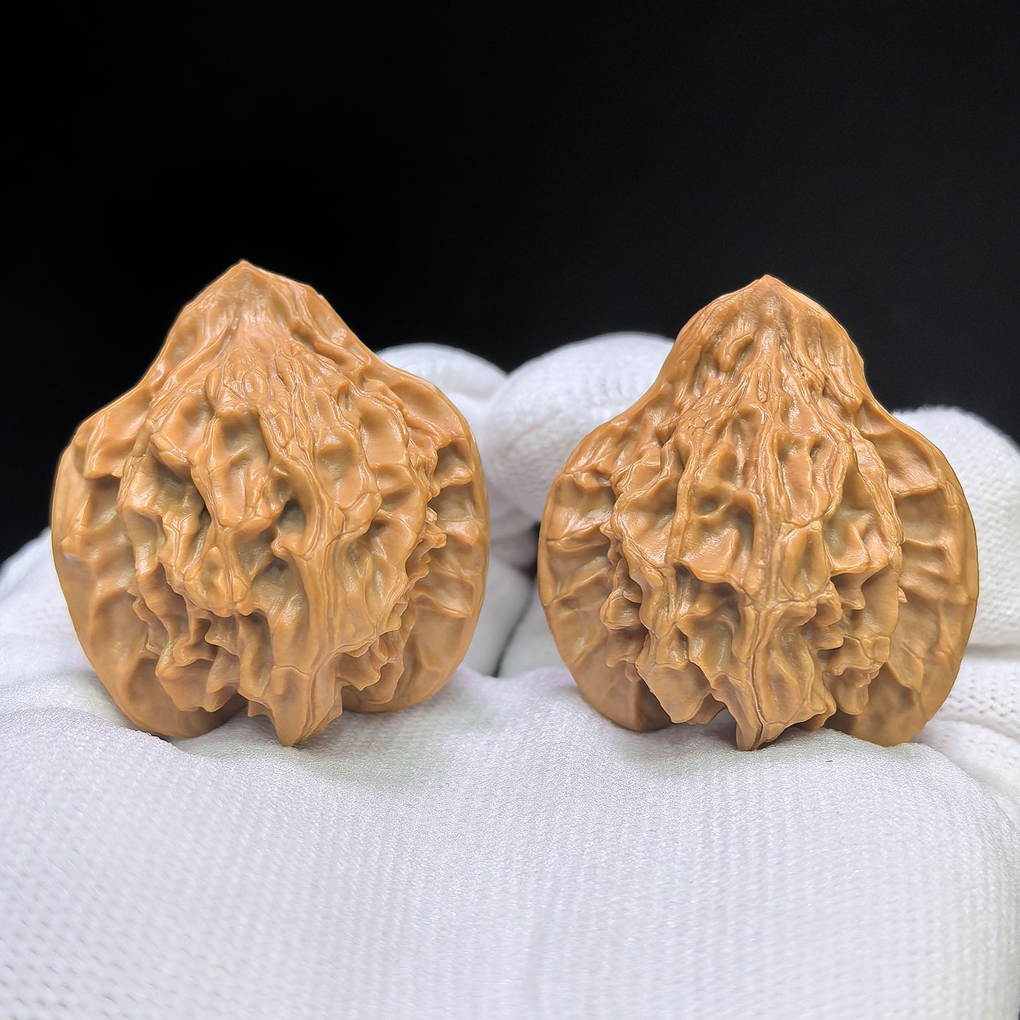 "Little Bird" Xiaoniao Wenwan Walnuts Pair | 34.0mm x 33.0mm | YL-01SY