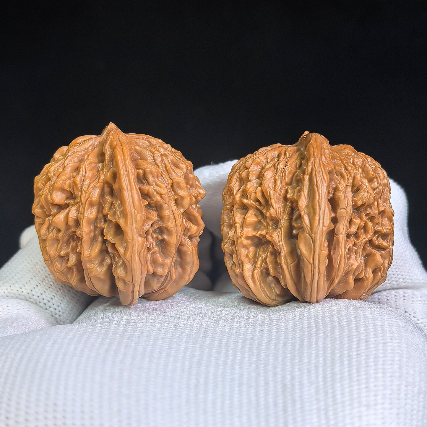 "Han High Tower" Hangao Lou HGL-SY1A3 Low-Profile Wenwan Walnuts Pair | 39.0mm x 34.0mm | HGL-SY1A3