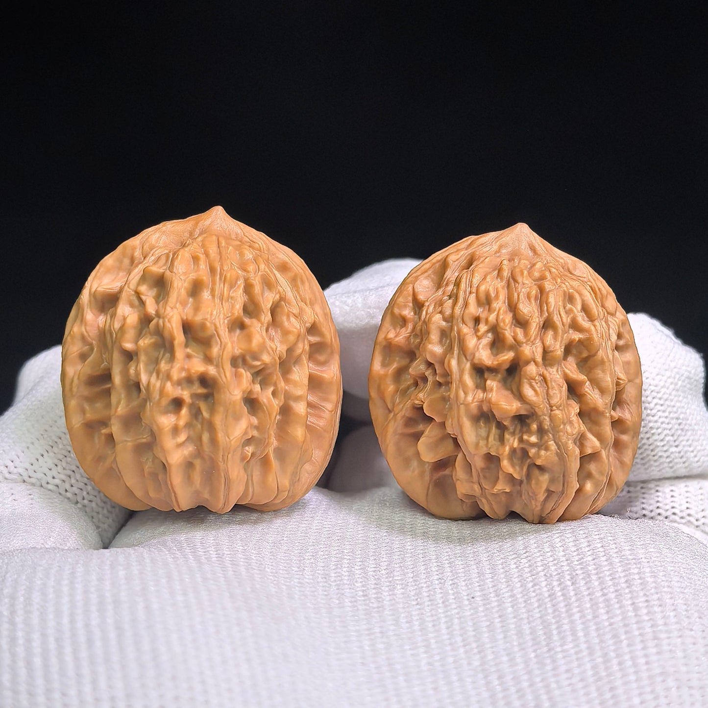 "Beijing Xiayun Ridge" Beijing Xiayunling XYL-SY1A2 Classic Wenwan Walnuts Pair | 32.0mm x 32.0mm | XYL-SY1A2
