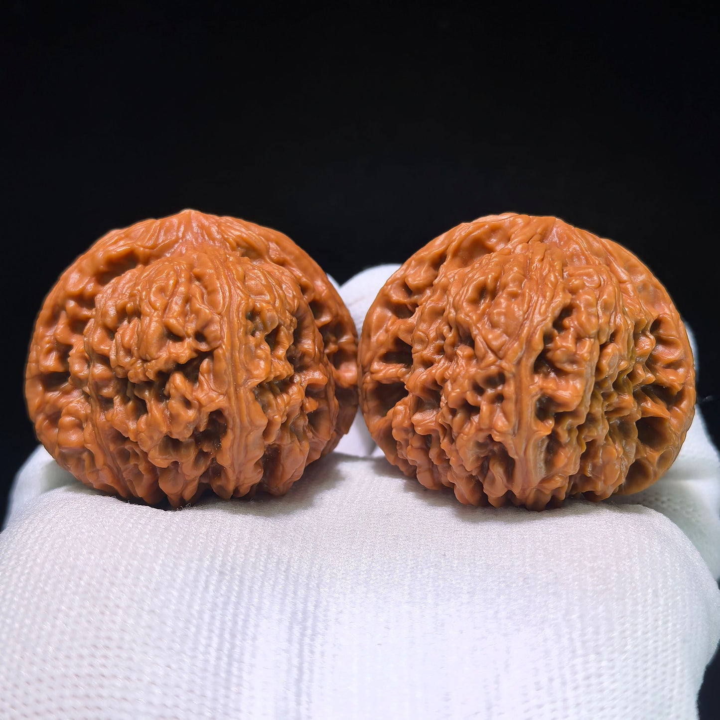 The Monumental "Heart Center" Concave-Base Nanjiangstone Masterpiece | 45.0mm x 44.0mm | NJS-1210C