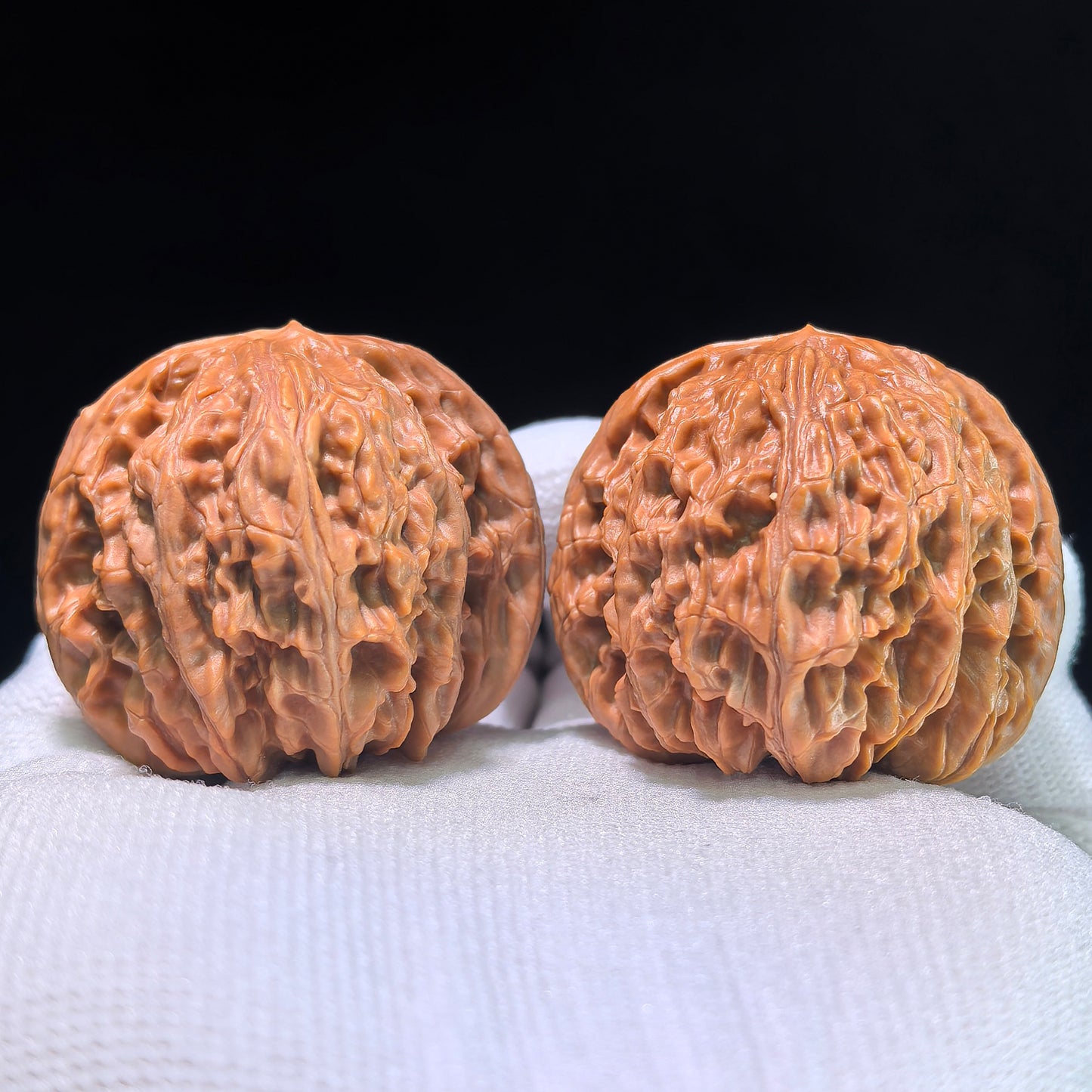 The Exquisite "Millstone" Mopan Boutique Selection Wenwan Walnuts | 41.0mm x 38.0mm | MP-1204