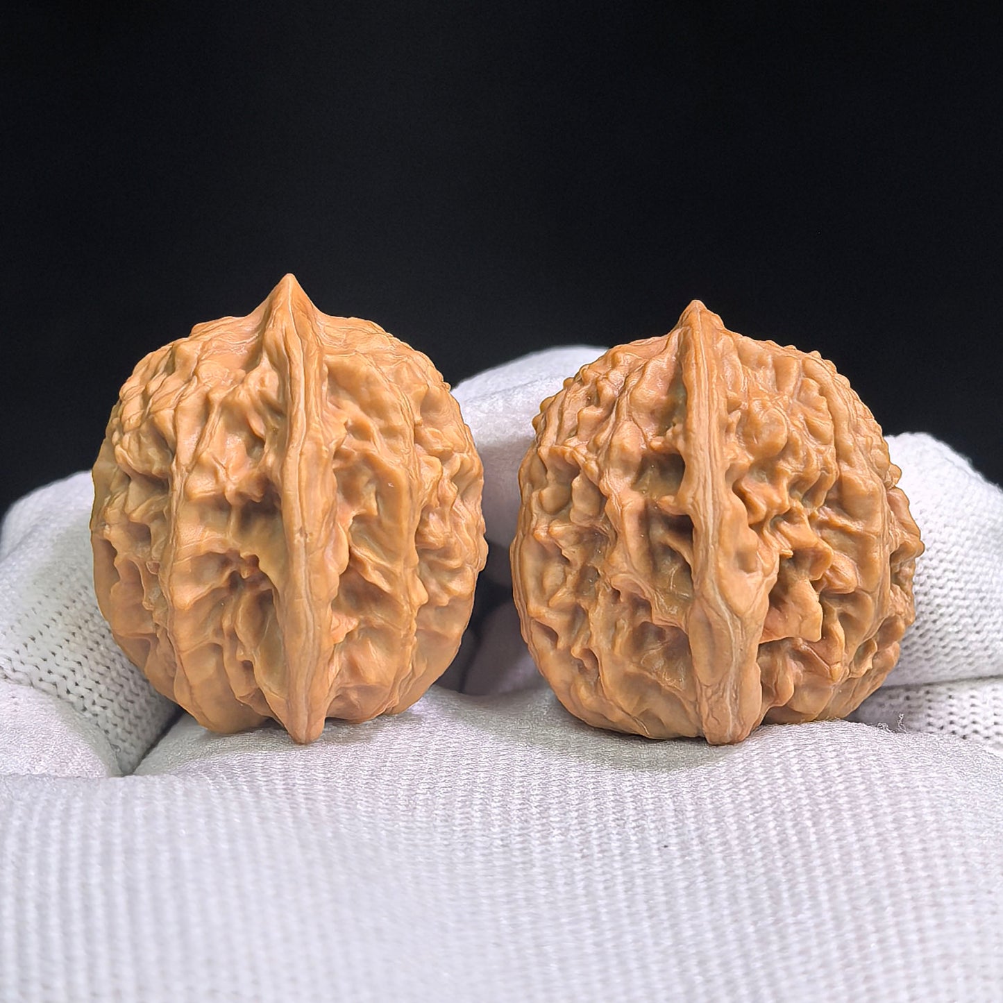 "Beijing Xiayun Ridge" Beijing Xiayunling XYL-SY1A2 Classic Wenwan Walnuts Pair | 32.0mm x 32.0mm | XYL-SY1A2
