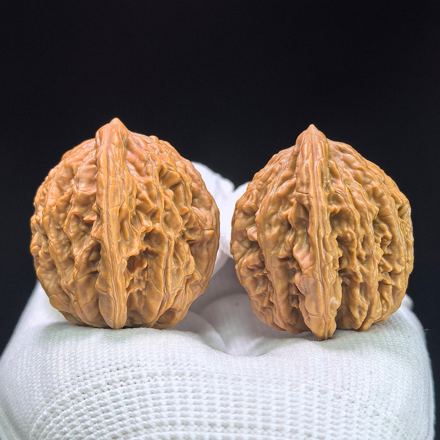 "Wheat Ear Tigerhead" Maisui Hutou MSHT-1403 Low-Profile Wenwan Walnuts Pair | 36.0mm x 35.0mm | MSHT-1403