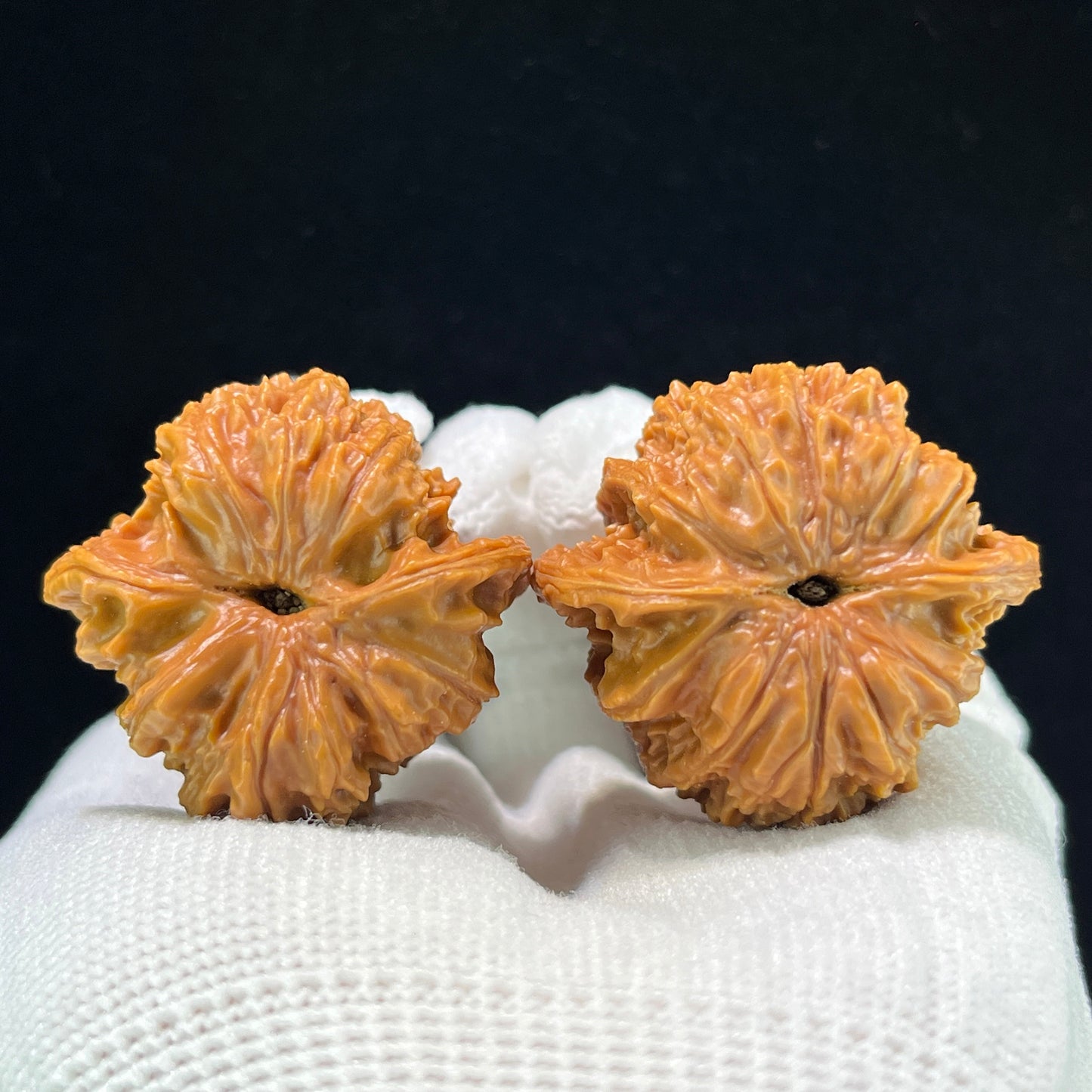 The "Meteor Shower" (Liu Xing Yu) Premium Hand-Twirling Pair | 36.0mm x 35.0mm | Compact Pocket Format | LXY-1001