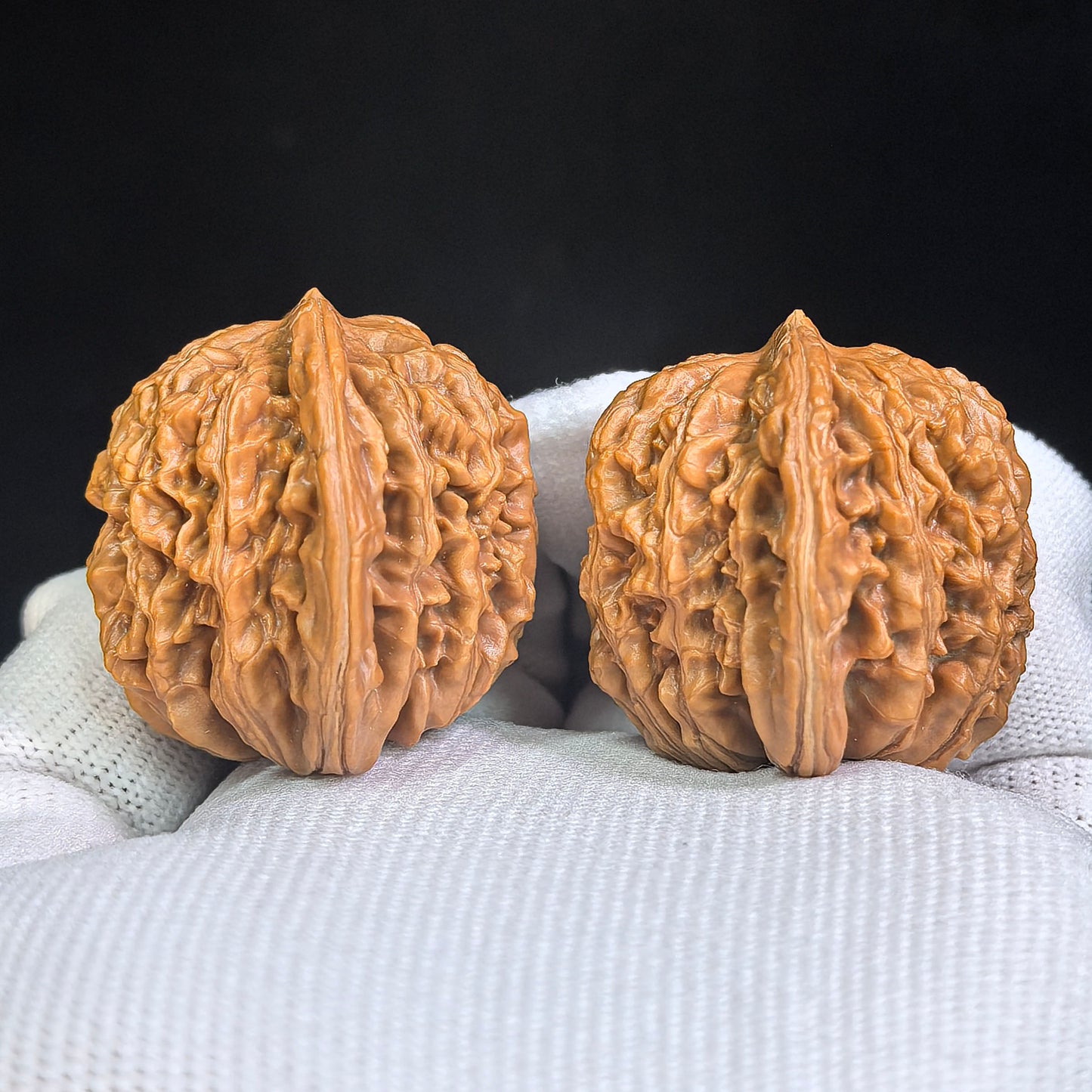 "Han High Tower" Hangao Lou HGL-SY1A3 Low-Profile Wenwan Walnuts Pair | 39.0mm x 34.0mm | HGL-SY1A3