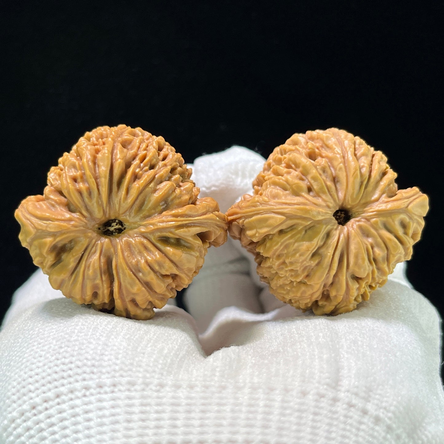 The Spectacular "Nanjiangstone" Collector Pocket Masterpiece | 37.0mm x 34.0mm | NJS-1003