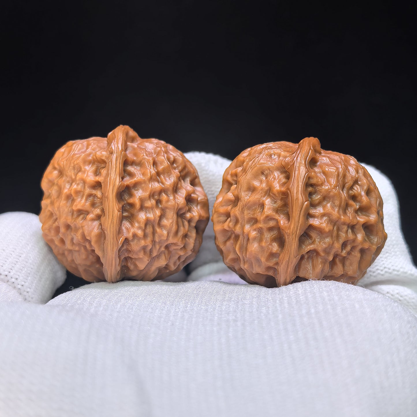 "Pocket Porcelain Doll" Miniature Ciwawa Wenwan Walnuts (Pair) | 34.0mm x 35.0mm | Stock ID: CWW-1506C