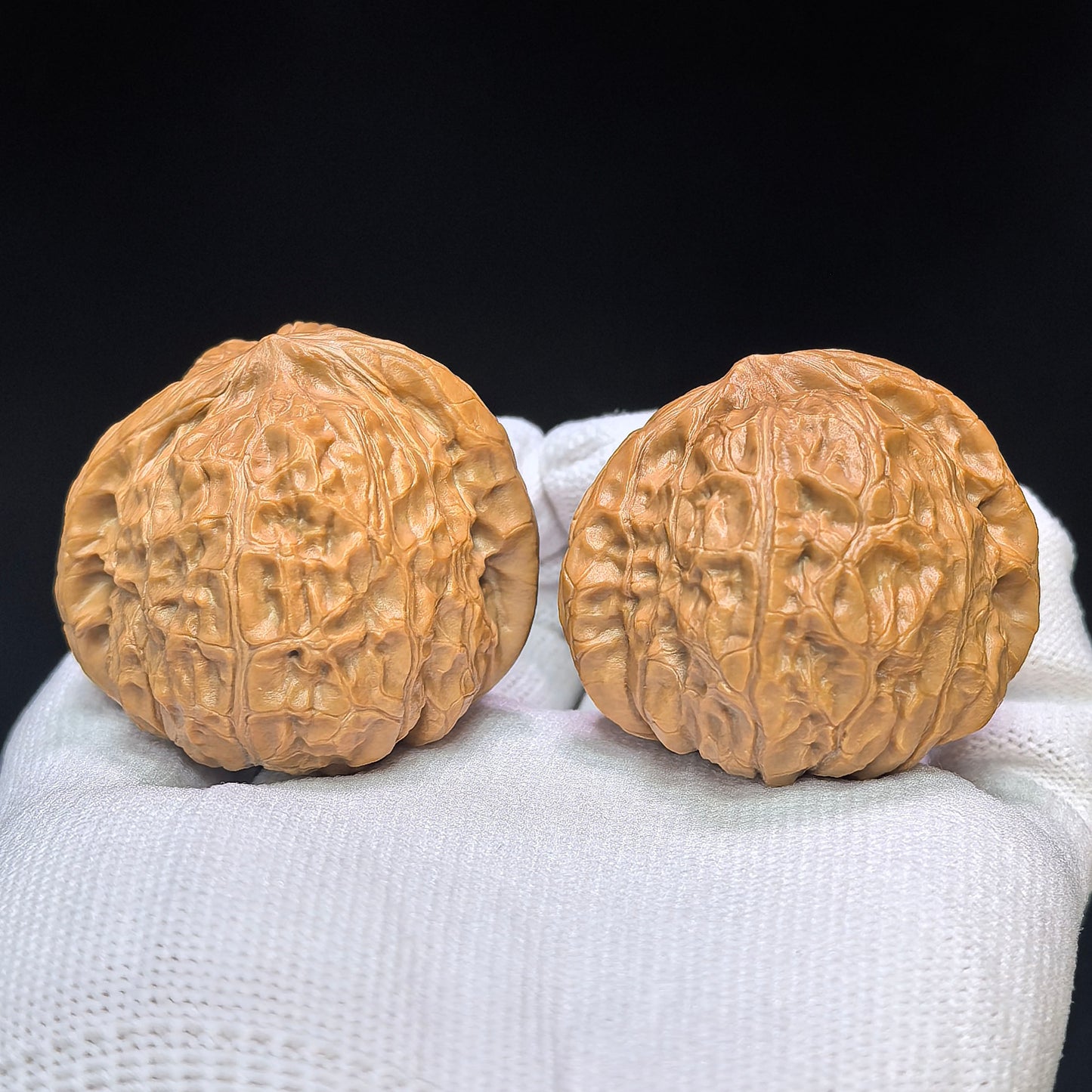 "Pumpkin Mound Vulture" Nanguadun Zuoshandiao Special Hybrid Wenwan Walnuts Pair | 42.0mm x 46.0mm | NGDZSD-C234E
