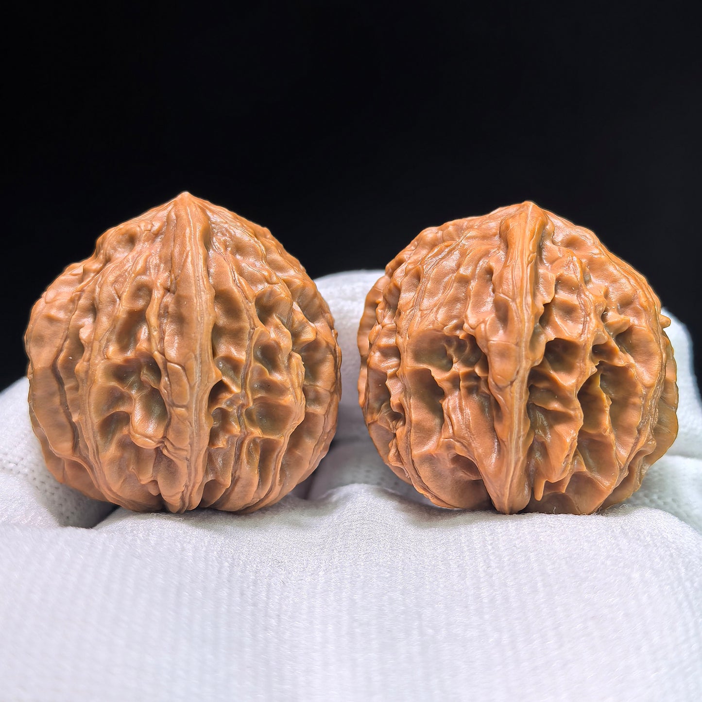 The Petit "Coiling Dragon" (Pan Long Wen) Full-Bellied Pair | 33.0mm x 35.0mm | PLW-705