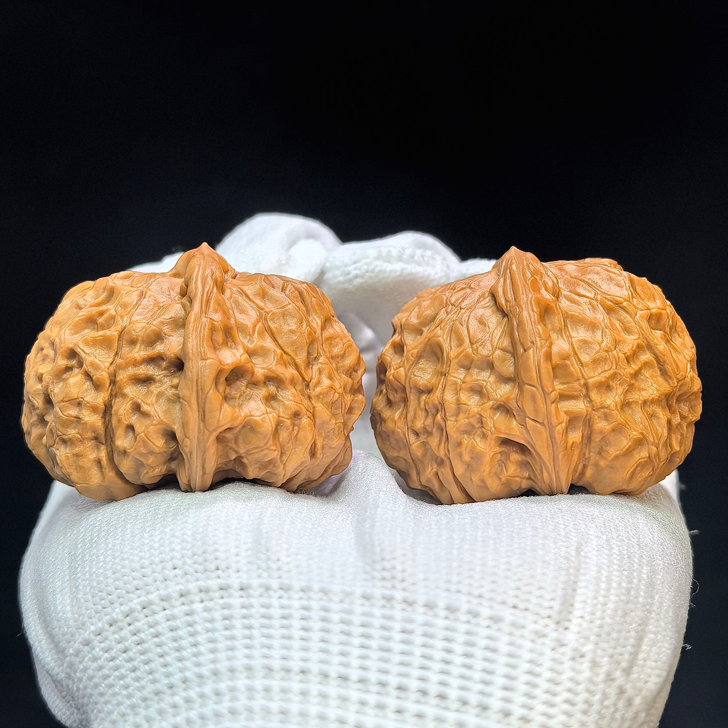 "Little Pumpkin" Xiao Nangua NGD-1501C Low-Profile Wenwan Walnuts Pair | 41.0mm x 43.0mm | NGD-1501C