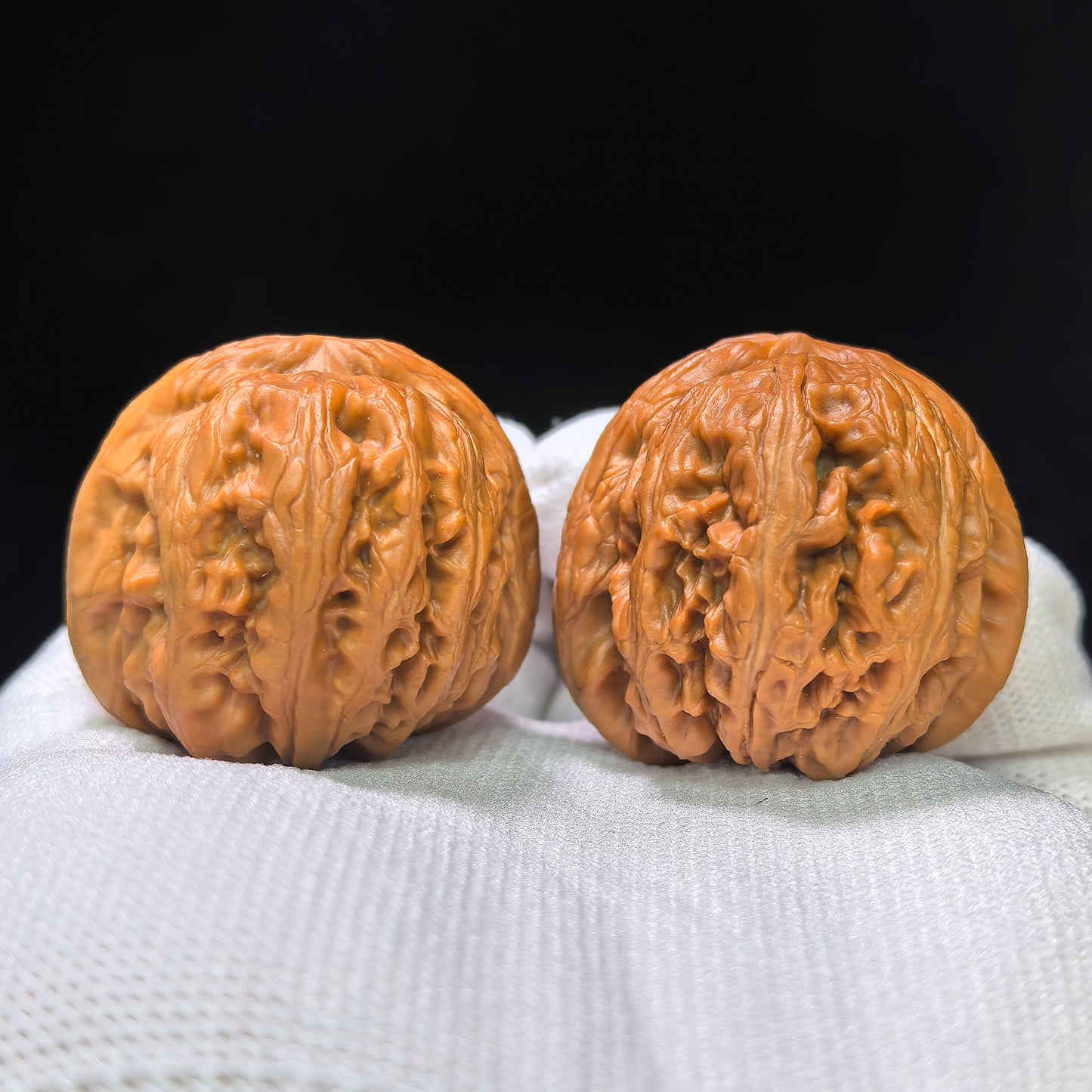 "Pinggu Ingot" Pinggu Yuanbao PGYB-1501C Low-Profile Wenwan Walnuts Pair | 37.0mm x 40.0mm | PGYB-1501C