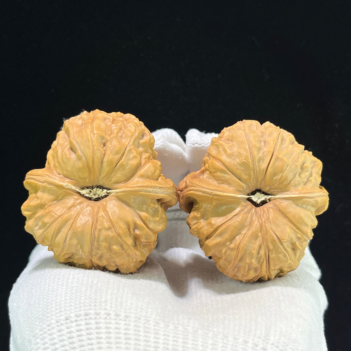 "Pumpkin Block" Nanguadun Wenwan Walnuts Pair | 43.0mm x 45.0mm | NGD-1003