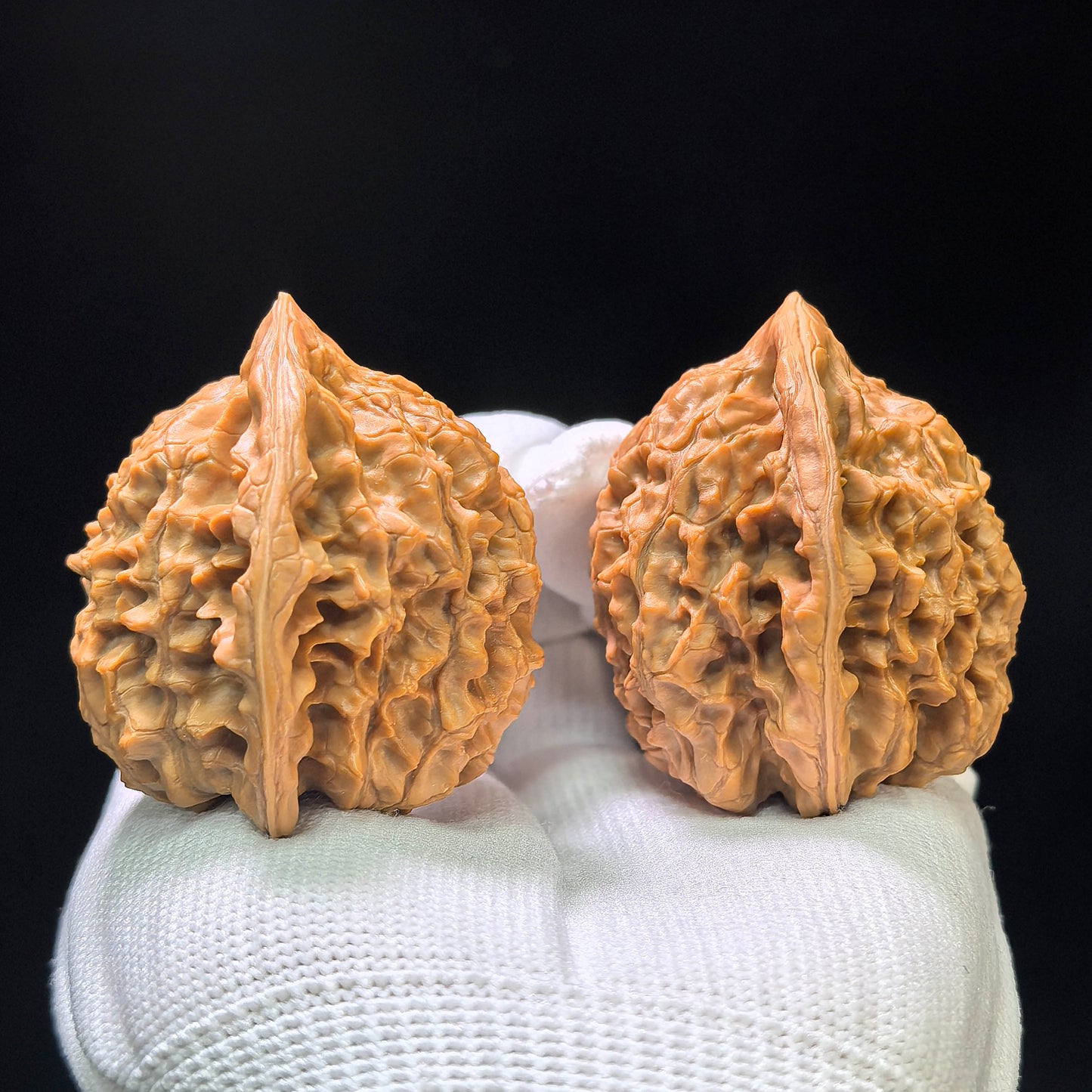 "Official Hat" Guan Mao Wenwan Walnuts (Pair) | 45.0mm x 41.0mm | Stock ID: GM-1105