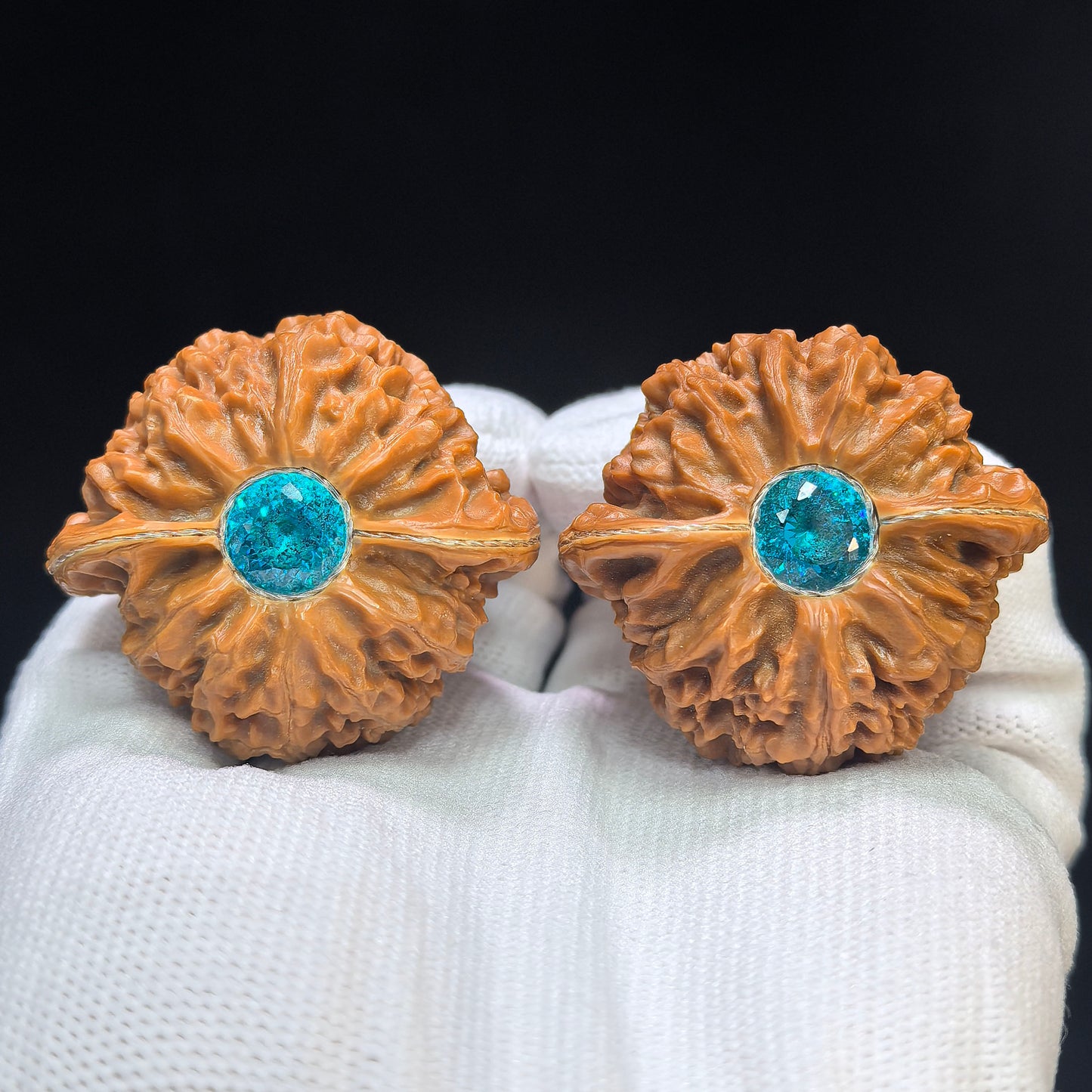 "Palace Lantern Inlaid" Gongdeng Xiangqian Wenwan Walnuts Pair | 43.0mm x 39.0mm | GDXQ-101SY