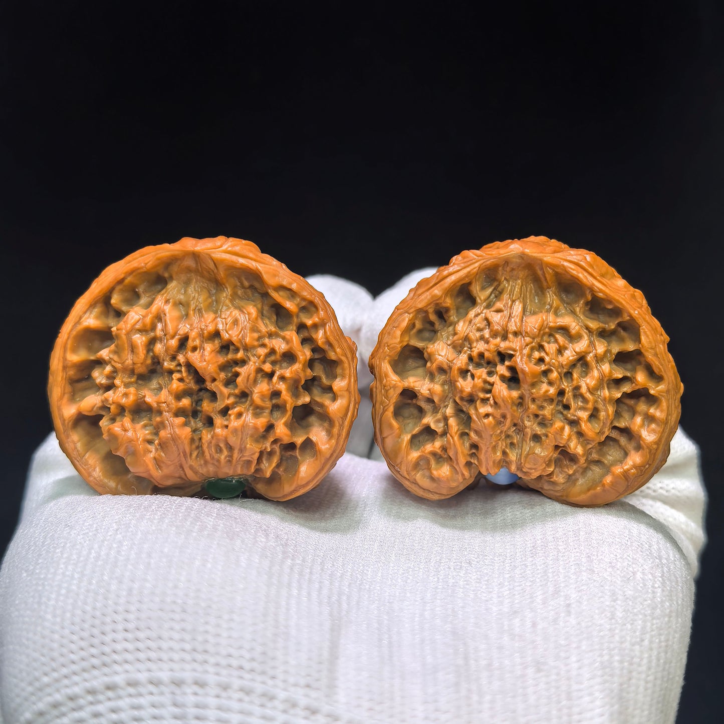 "Official Hat Snake Head" Guanmao Shetiao Inlaid Wenwan Walnuts Pair | 43.0mm x 34.0mm | GMSXQ-01SY