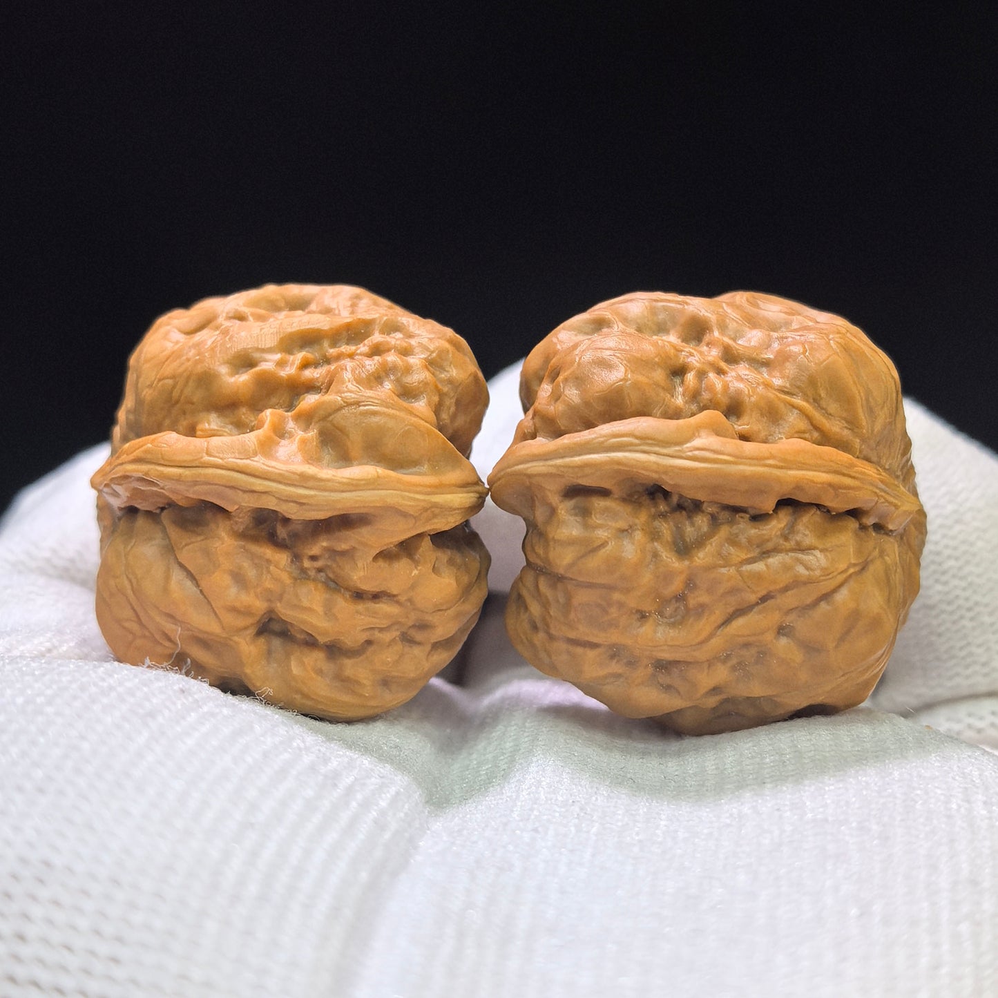 "Pocket Crystal Frog Eagle Beak Smooth Sailing" Sjwyzyf-CG206E Wenwan Walnuts Pair | 35.0mm x 33.0mm | SJWYZYF-CG206E