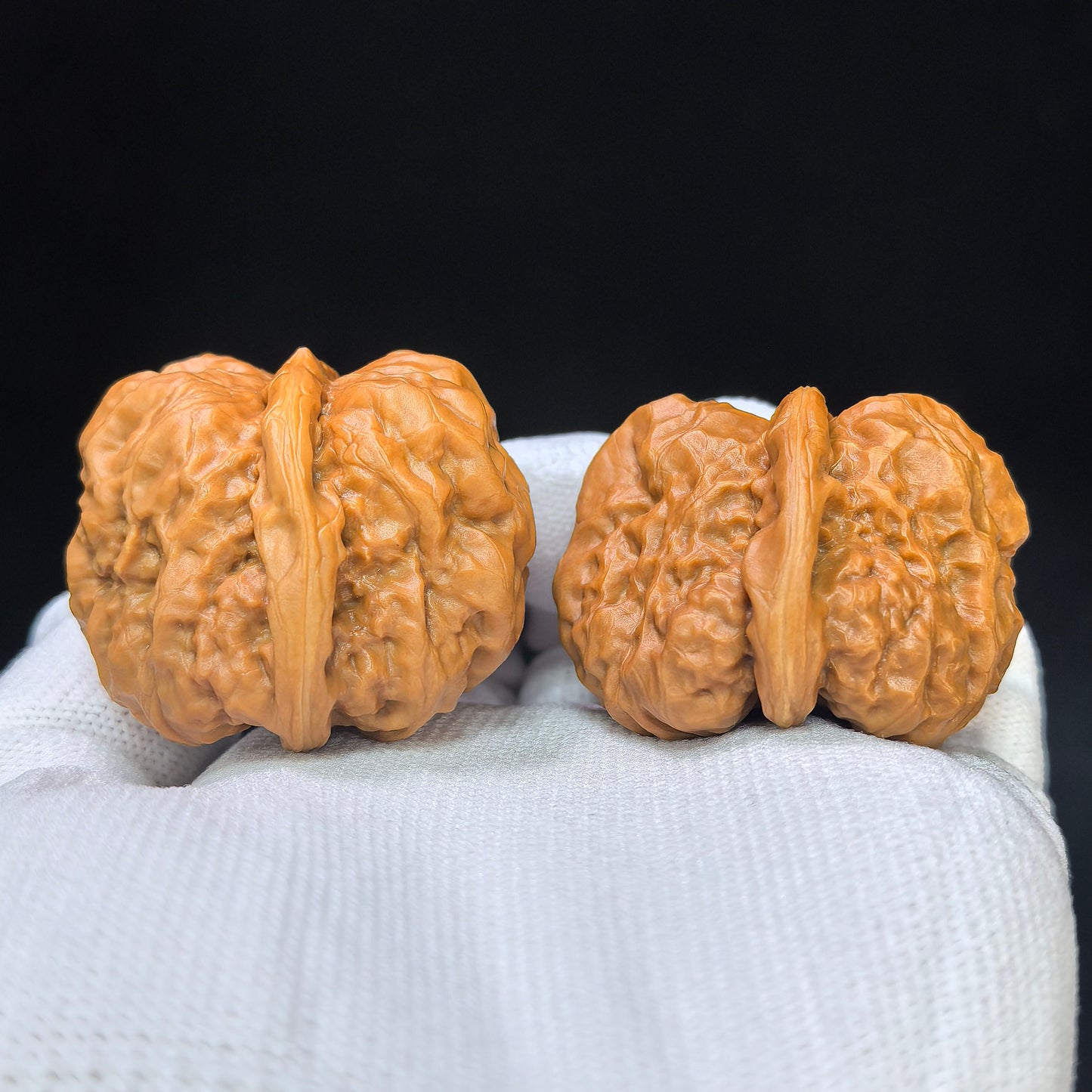 "Crystal Toad Frog" Chanchu Shuijingwa HMT-1503C Low-Profile Wenwan Walnuts Pair | 38.0mm x 40.0mm | HMT-1503C