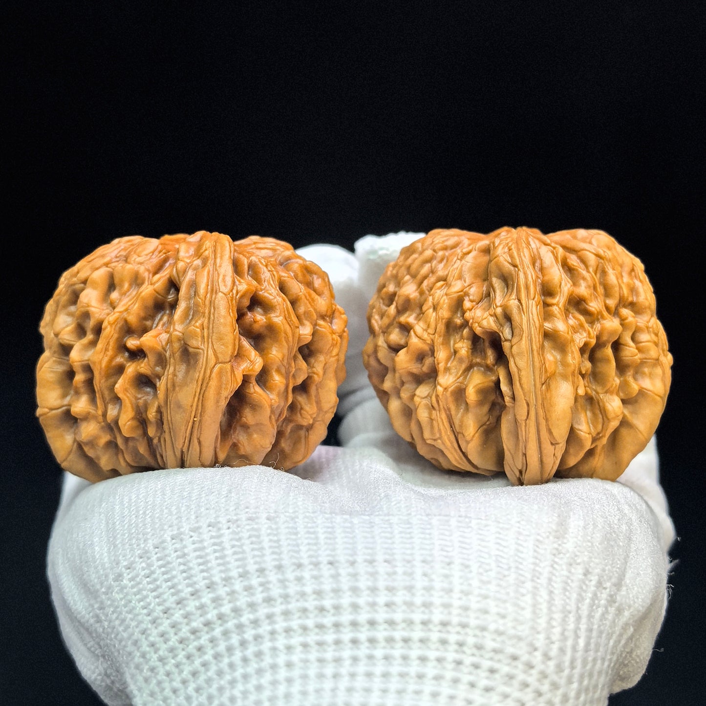 "Huakun Dragon" Huakunlong Low-Profile Wenwan Walnuts Pair | 48.0mm x 48.0mm | HKL-1503C