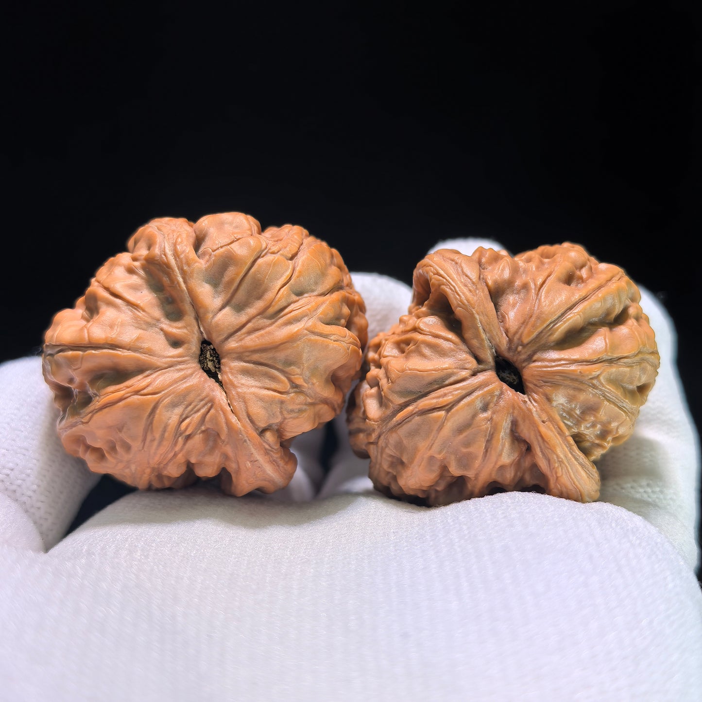 The "Pinggu Yuanbao" (Sycee Shape) Elongated Deep-Belly Pair | 35.0mm x 40.0mm | PGYB-805