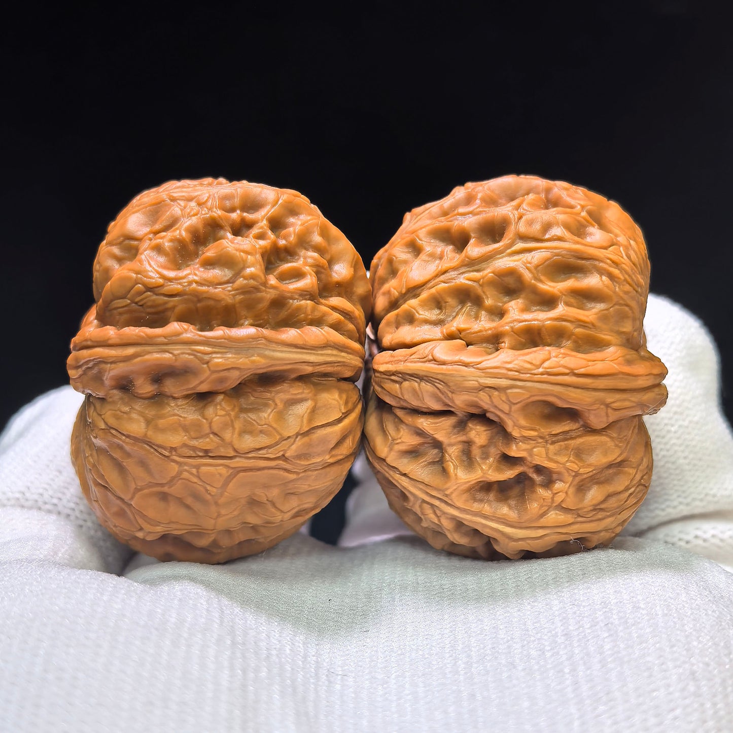 "Pinggu Ingot Clairvoyant Ear" Pinggu Yuanbao Shunfenge Wenwan Walnuts Pair | 39.0mm x 44.0mm | PGYBSFE-CG214E