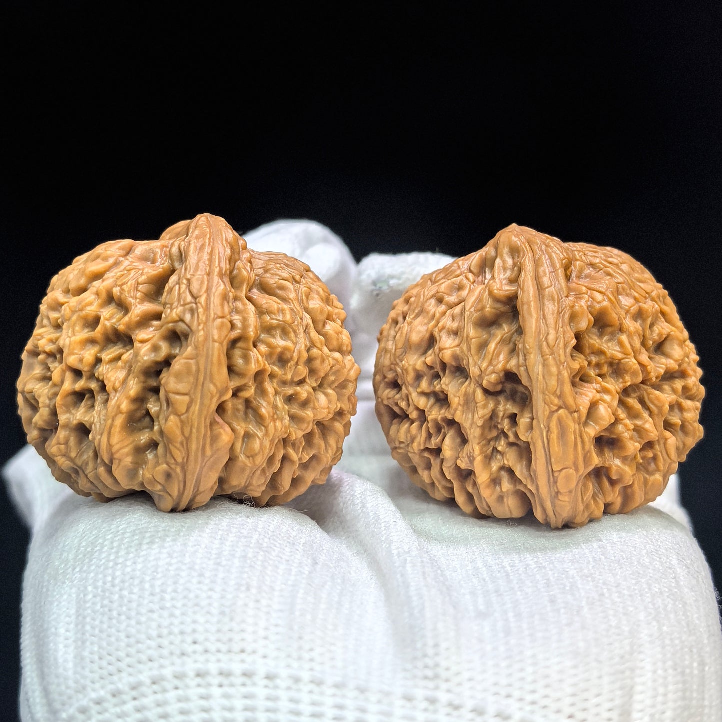 "Spherical Nanjiangshi Lionhead" Qiuxing Nanjiangshi NJS-1502C Low-Profile Wenwan Walnuts Pair | 41.0mm x 41.0mm | NJS-1502C